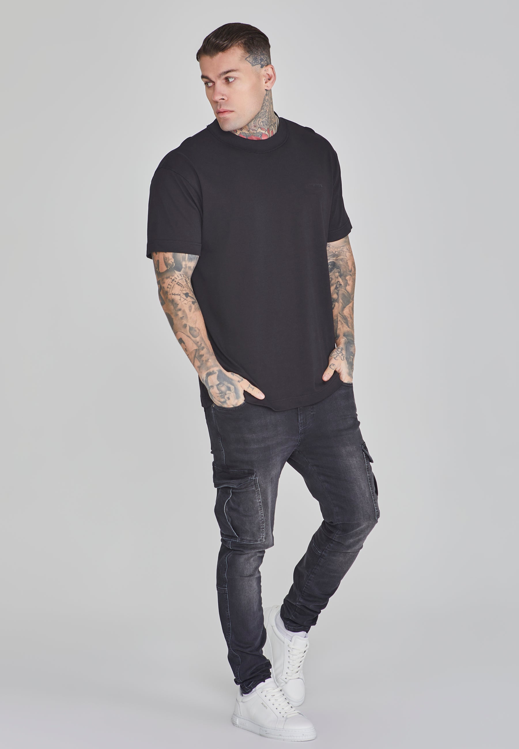 T-shirt oversized en noir T-shirts SikSilk