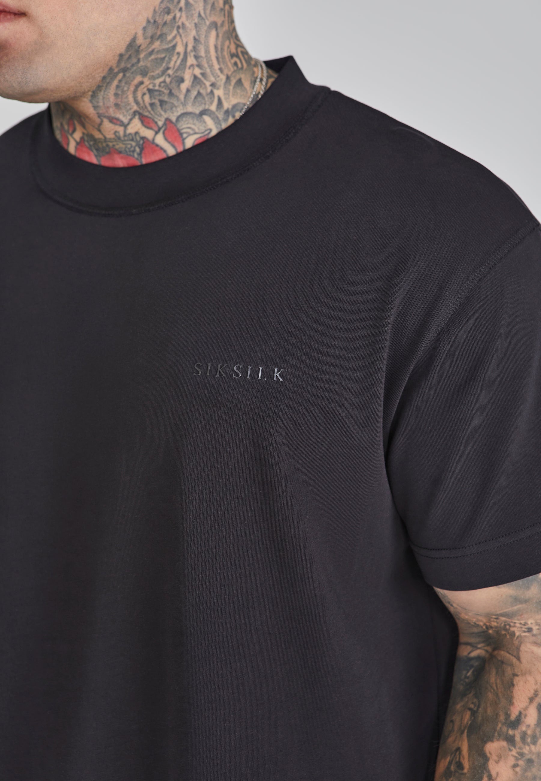 T-shirt oversized en noir T-shirts SikSilk