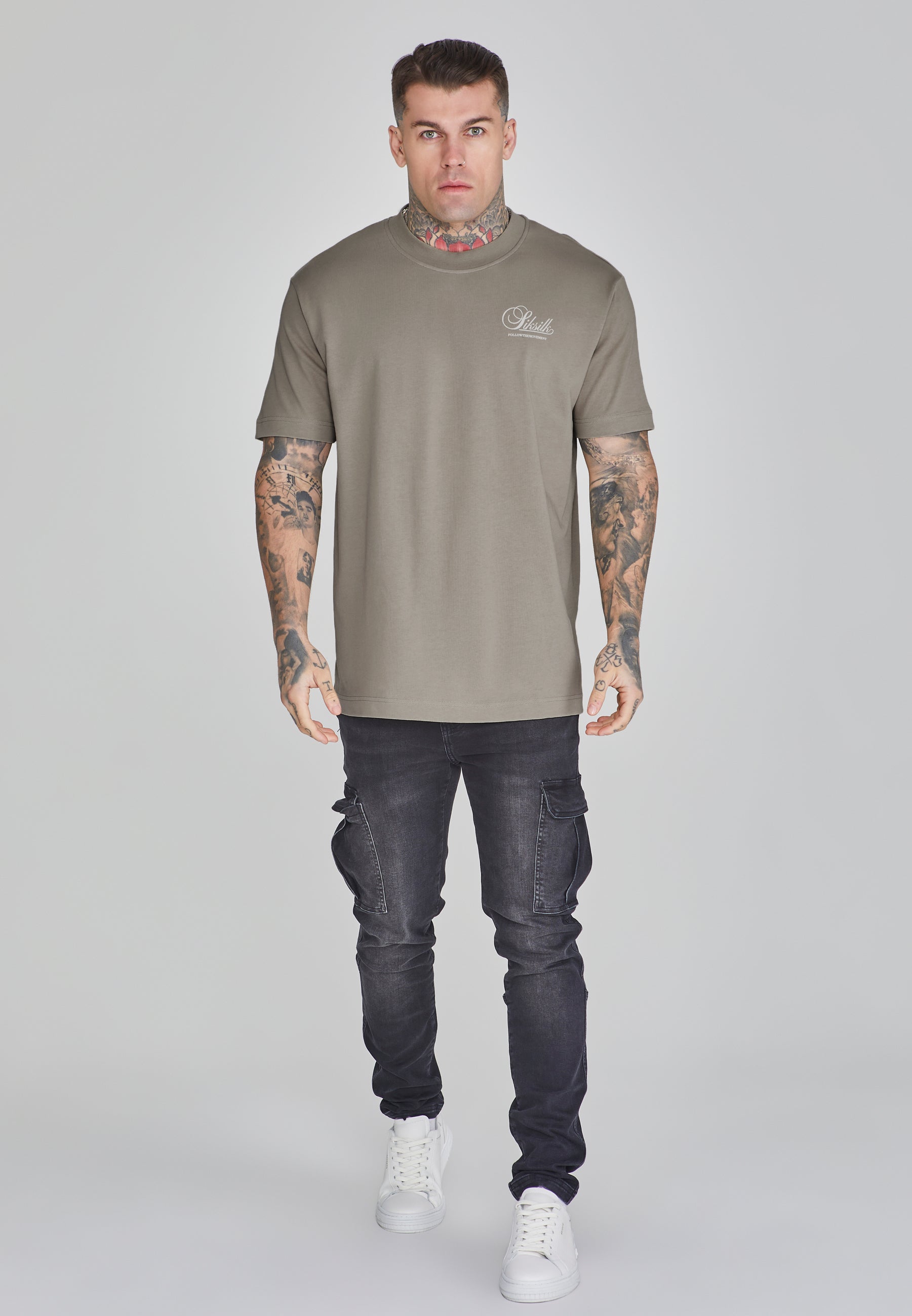 T-shirt graphique kaki T-shirts SikSilk