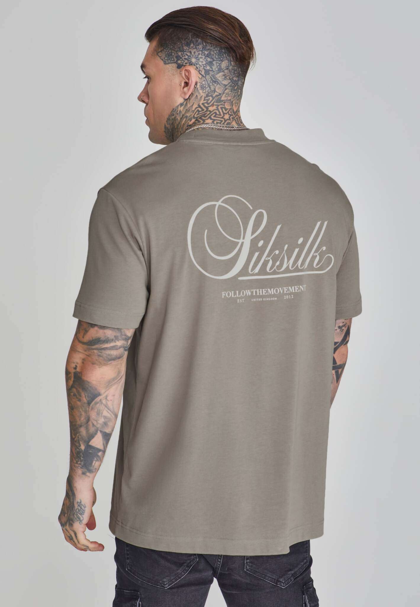 T-shirt graphique kaki T-shirts SikSilk