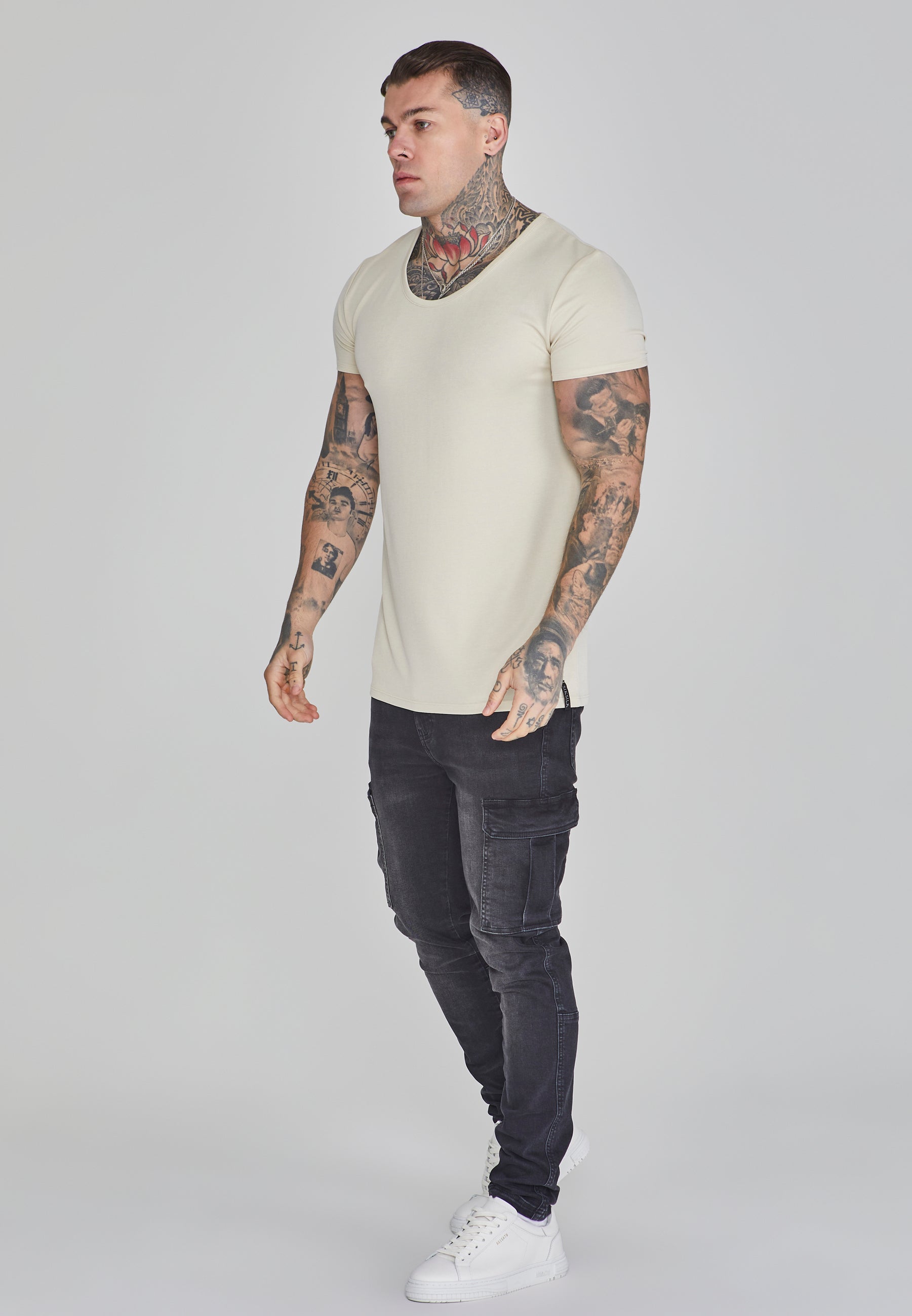 T-shirt Muscle Fit en écru T-shirts SikSilk