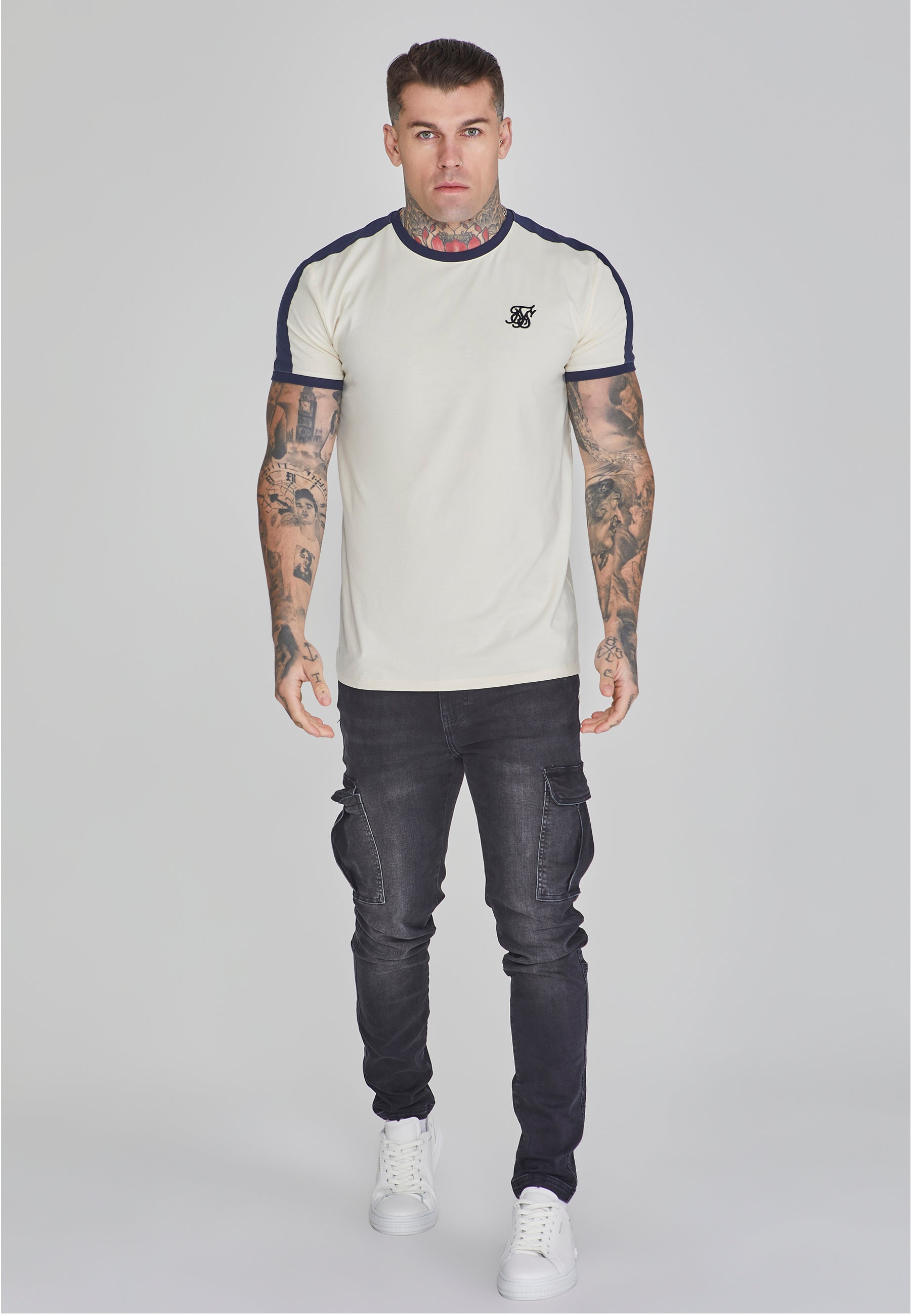 T-shirt Ringer en écru T-shirts SikSilk