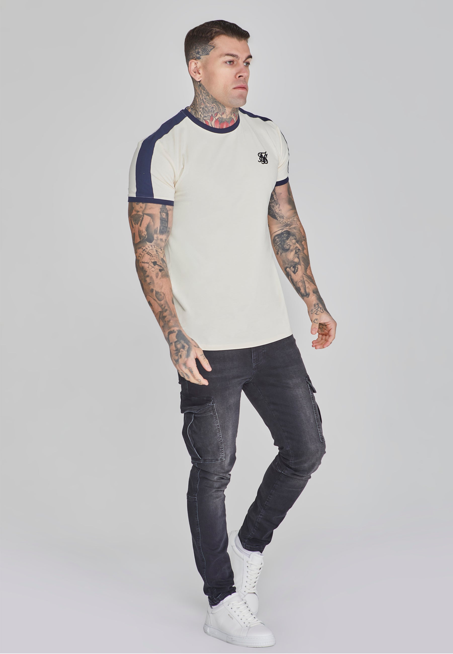 T-shirt Ringer en écru T-shirts SikSilk