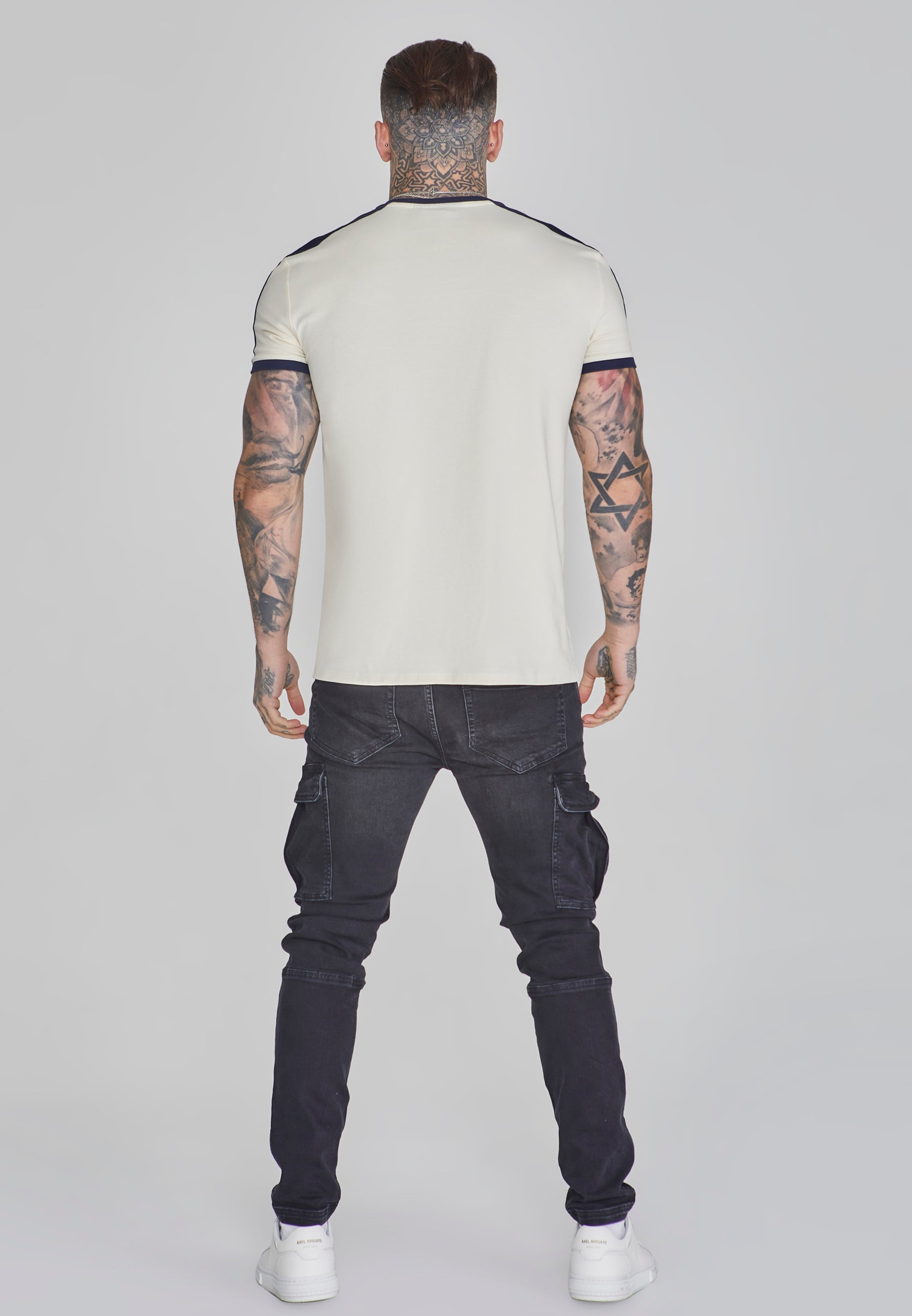 T-shirt Ringer en écru T-shirts SikSilk