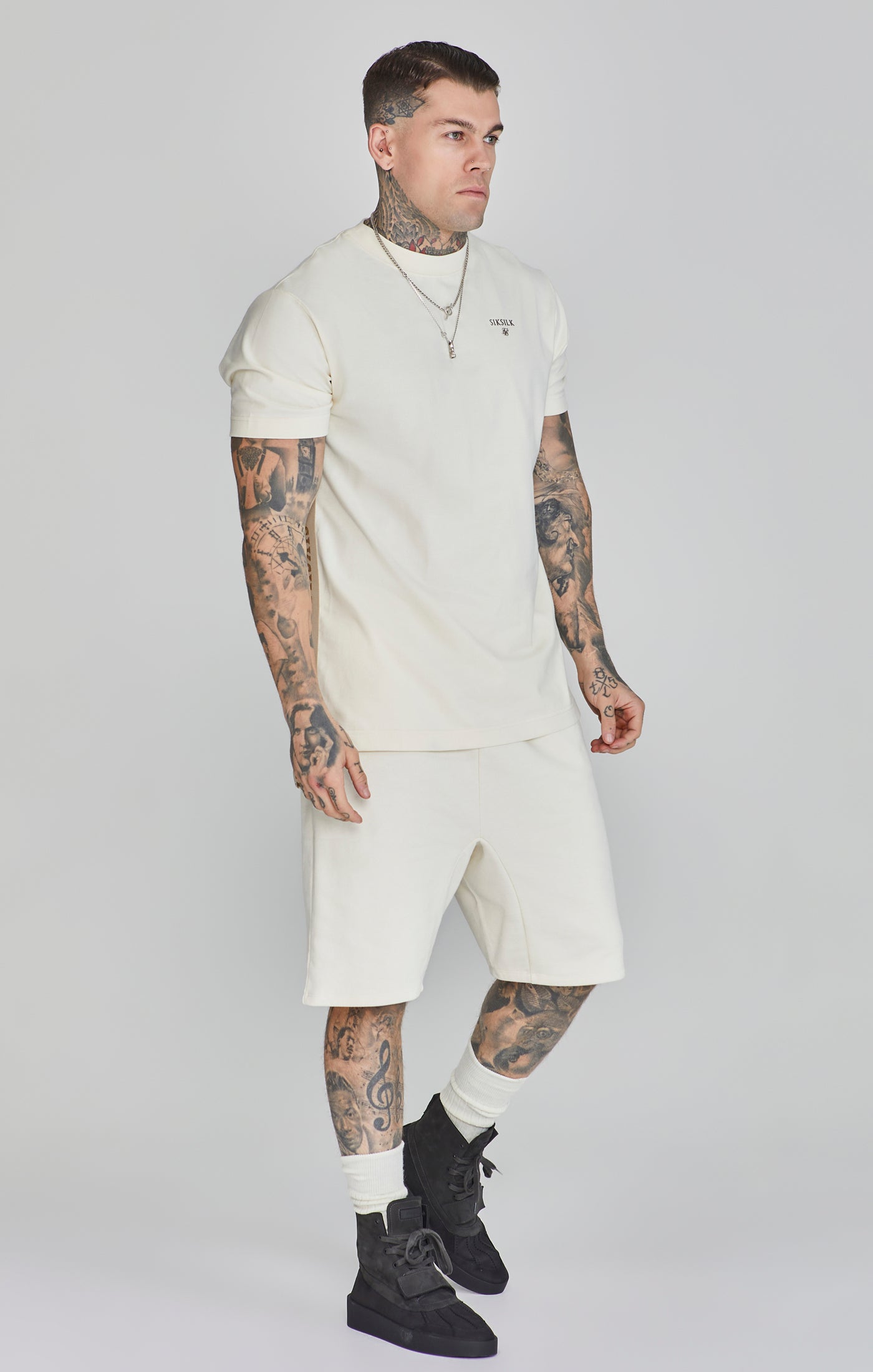 T-shirt oversized en écru T-shirts SikSilk