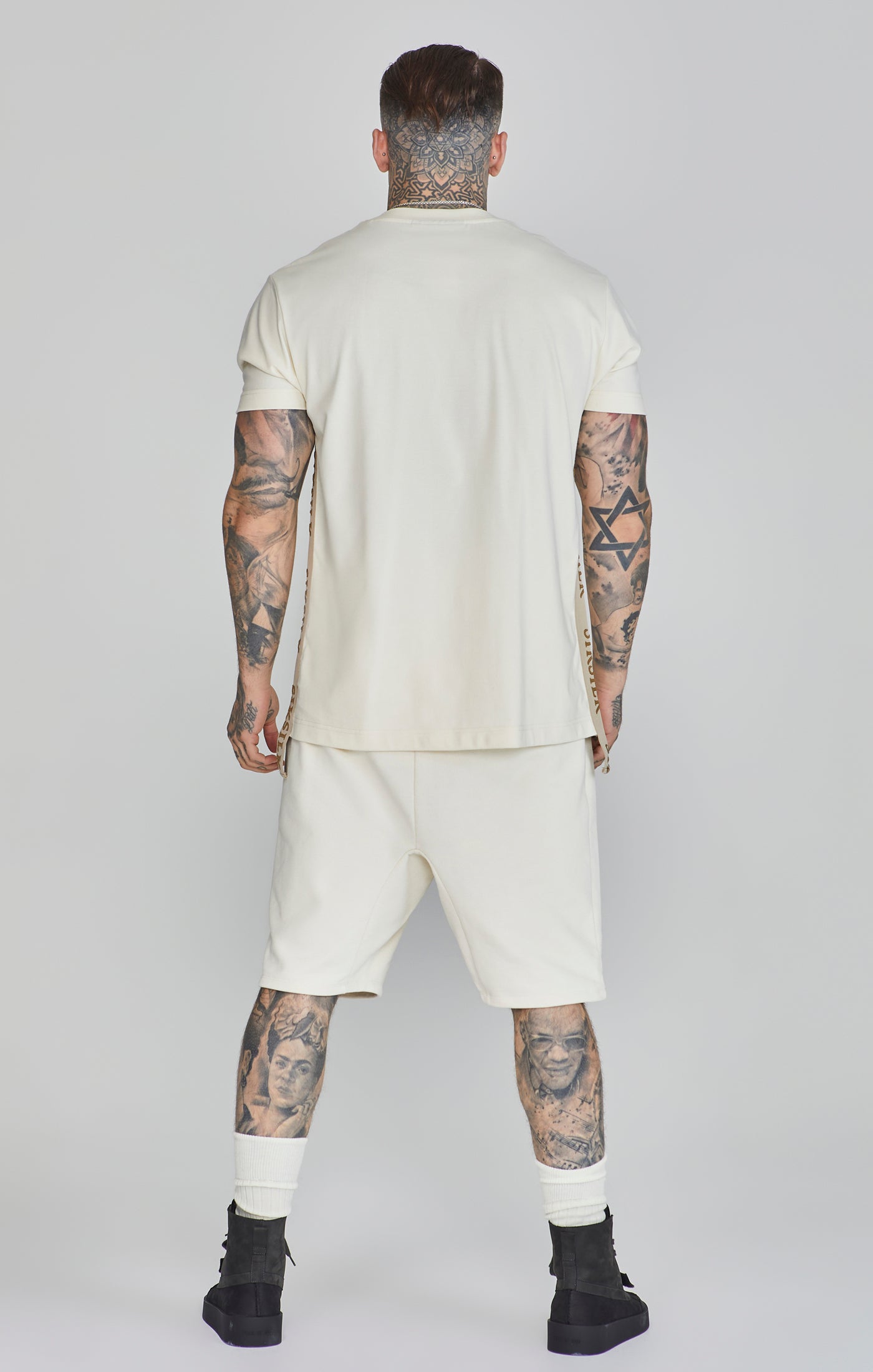 T-shirt oversized en écru T-shirts SikSilk