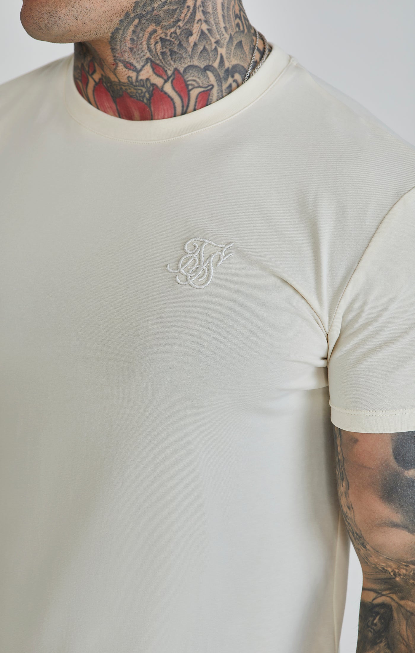 T-shirt Muscle Fit en écru T-shirts SikSilk