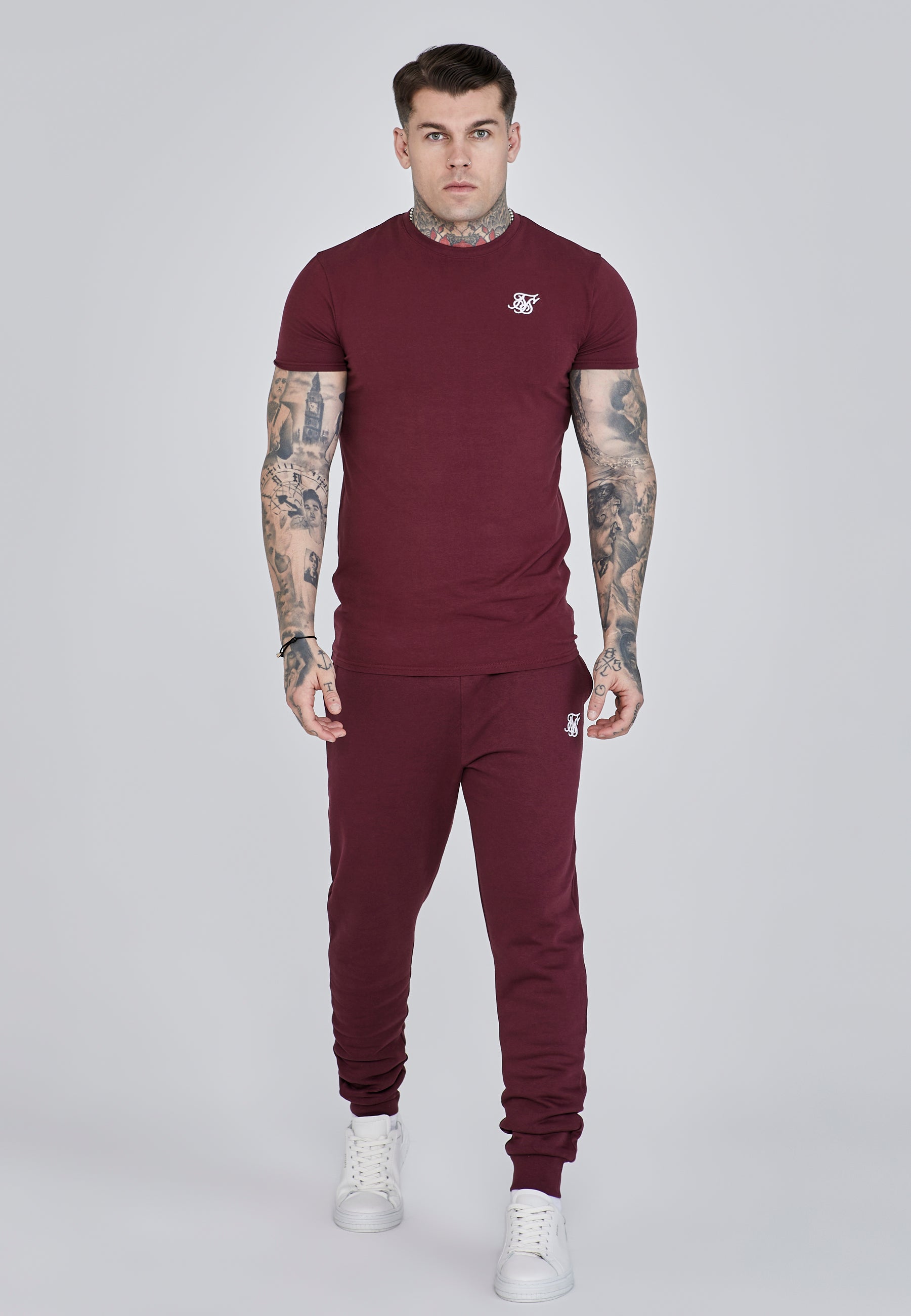 Essentials T-shirt en bourgogne T-shirts SikSilk