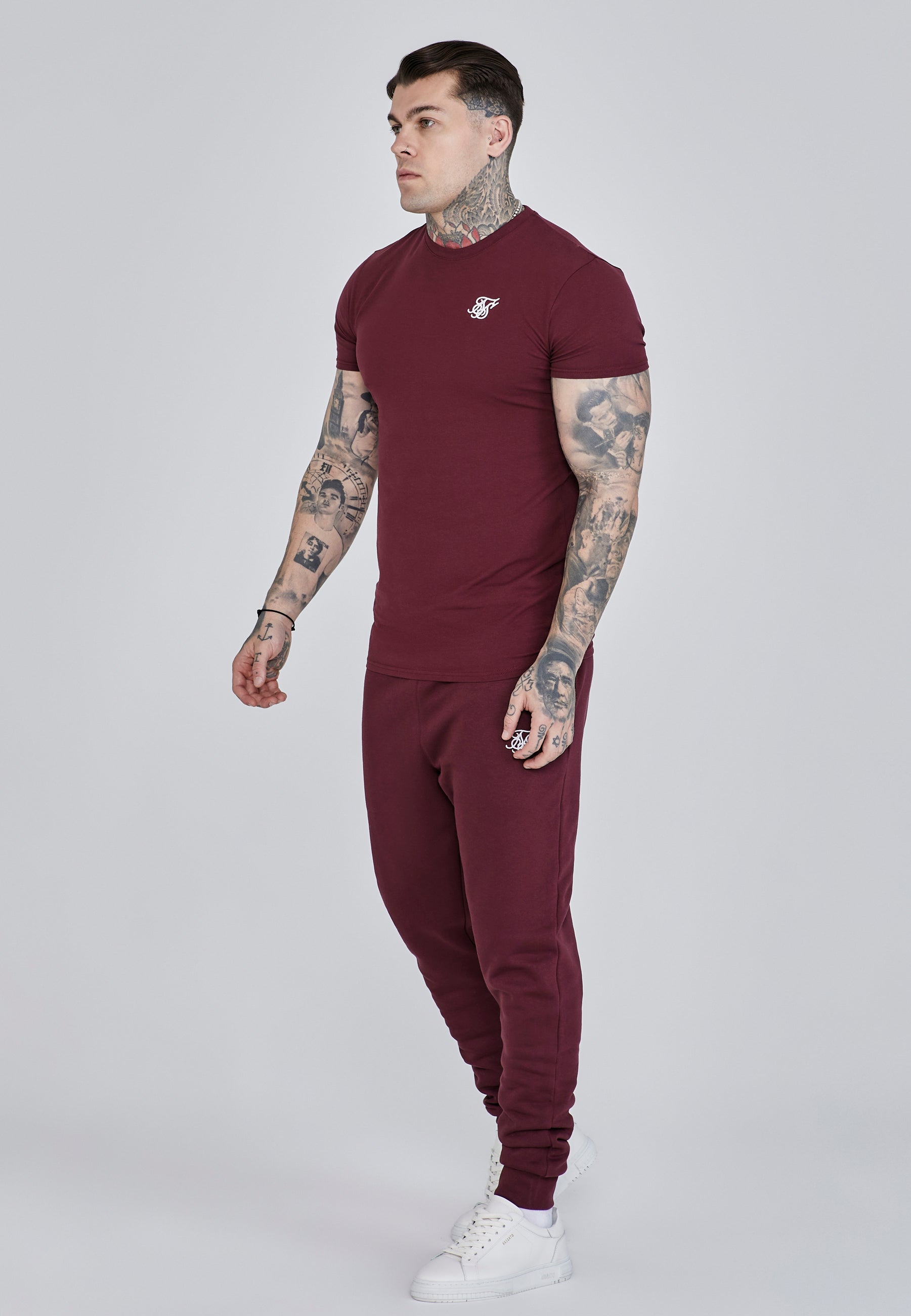 Essentials T-shirt en bourgogne T-shirts SikSilk