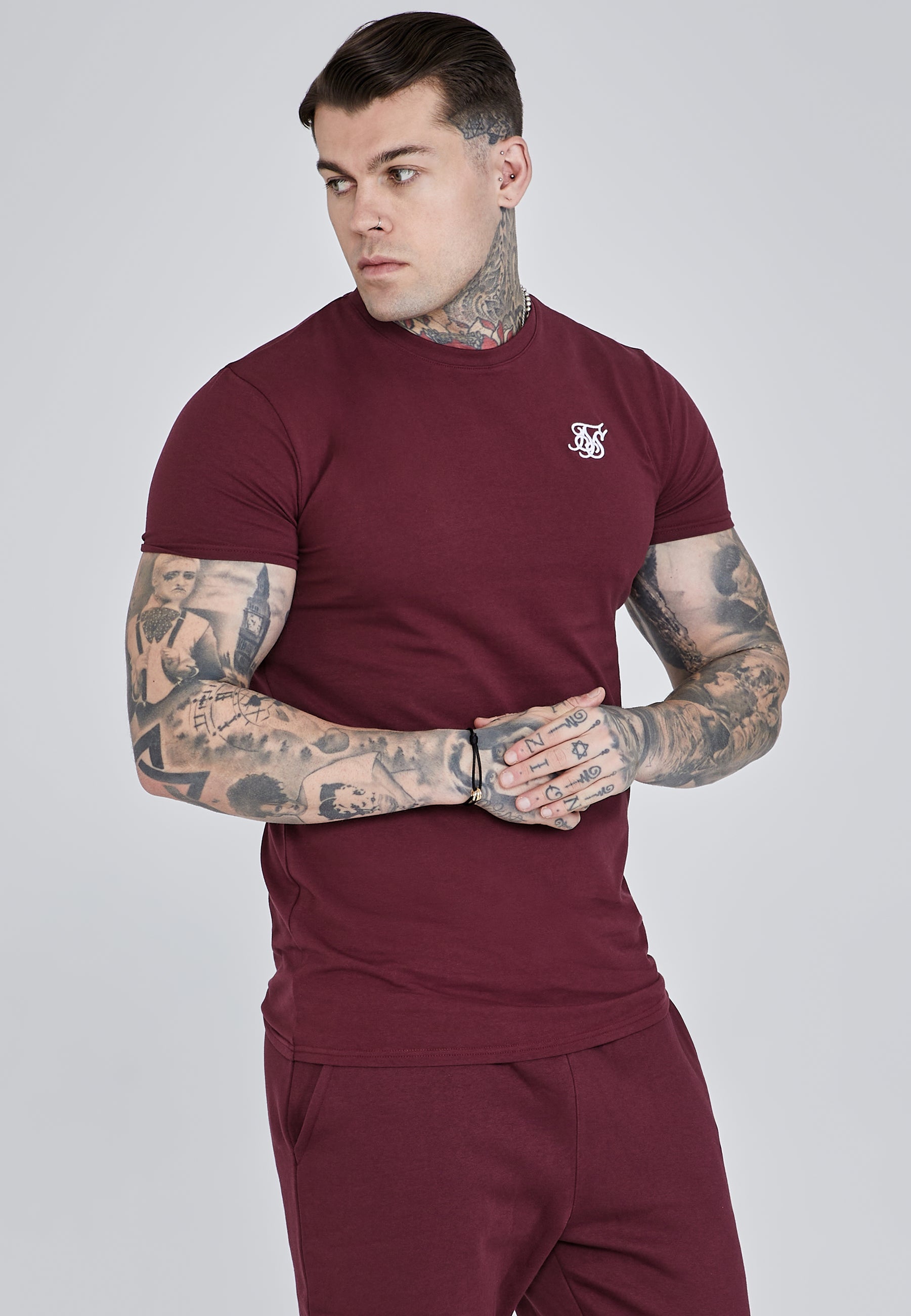 Essentials T-shirt en bourgogne T-shirts SikSilk