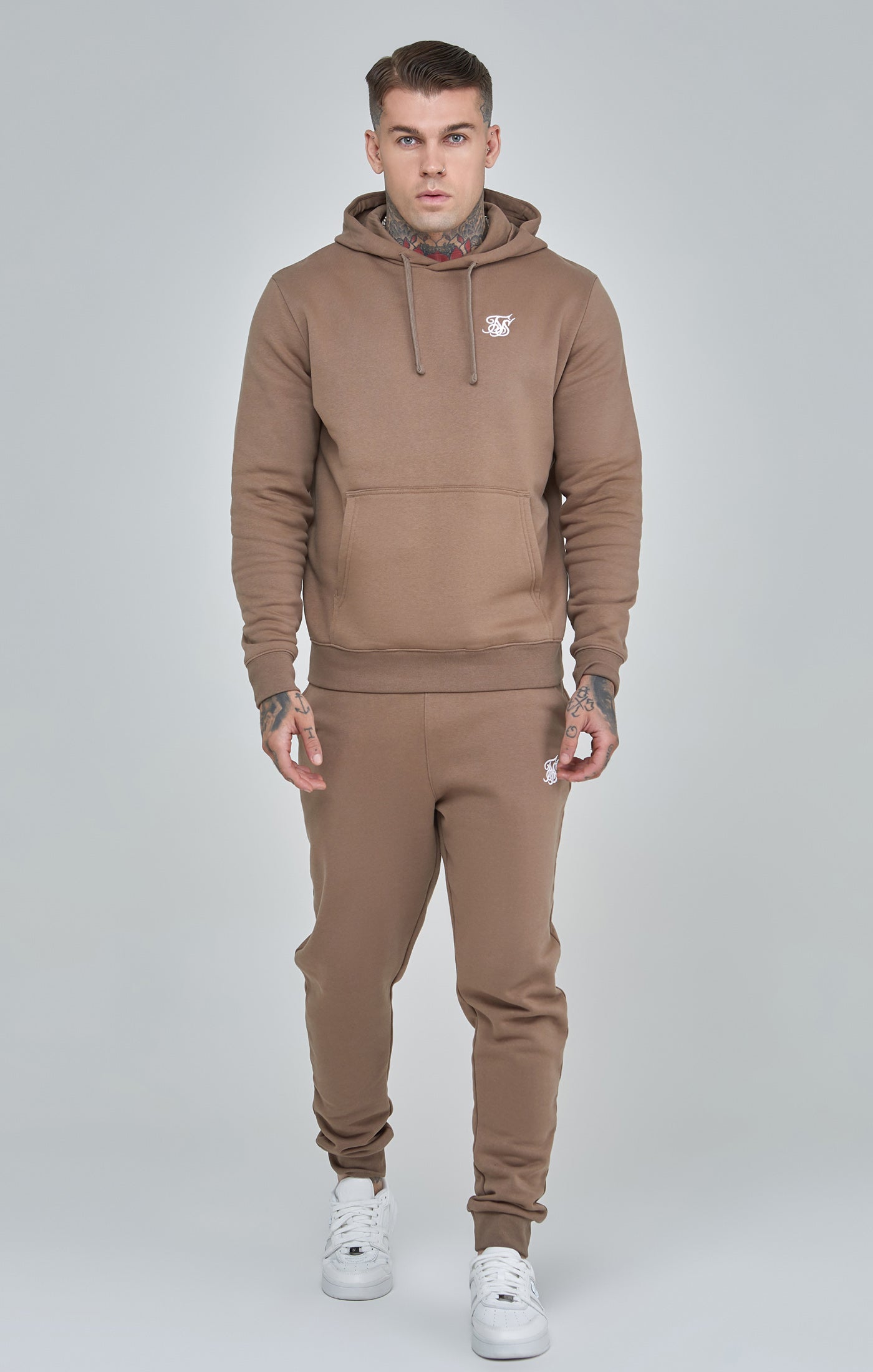 Essentials Overhead Hoodie in Brown Sweat à capuche SikSilk