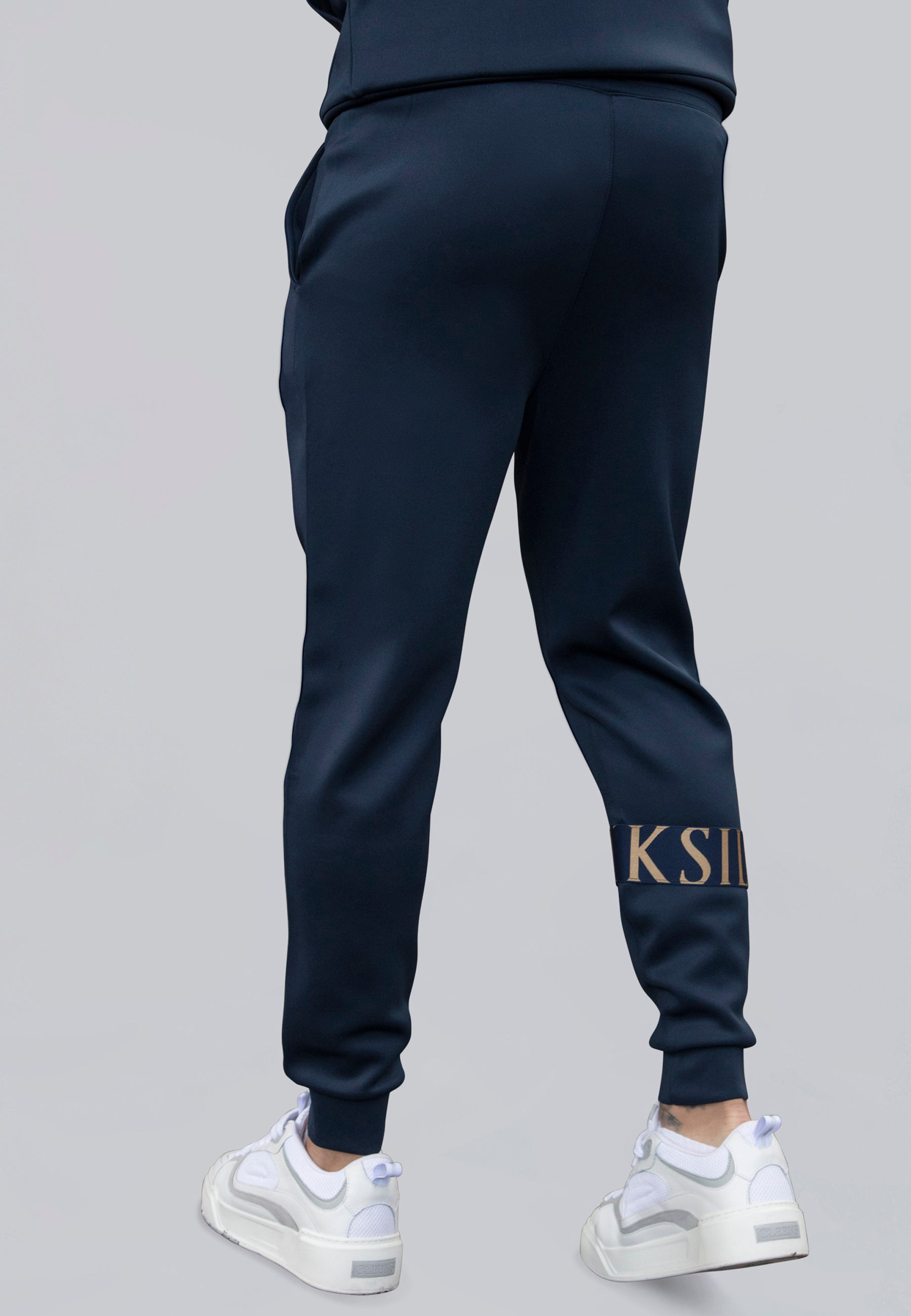 Dynamic Joggers in Navy Pantalon SikSilk