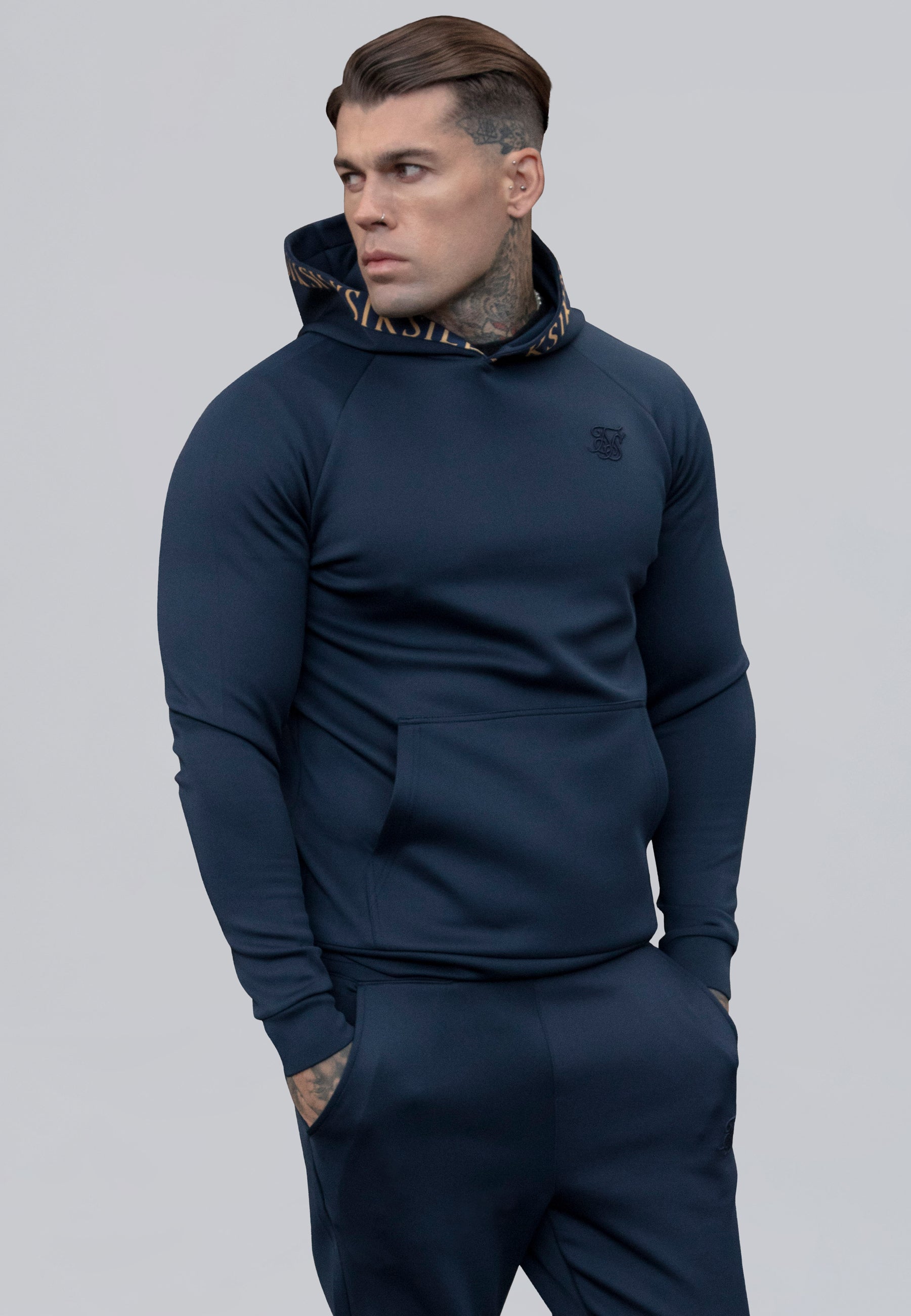 Dynamic Hoodie in Navy Sweat à capuche SikSilk