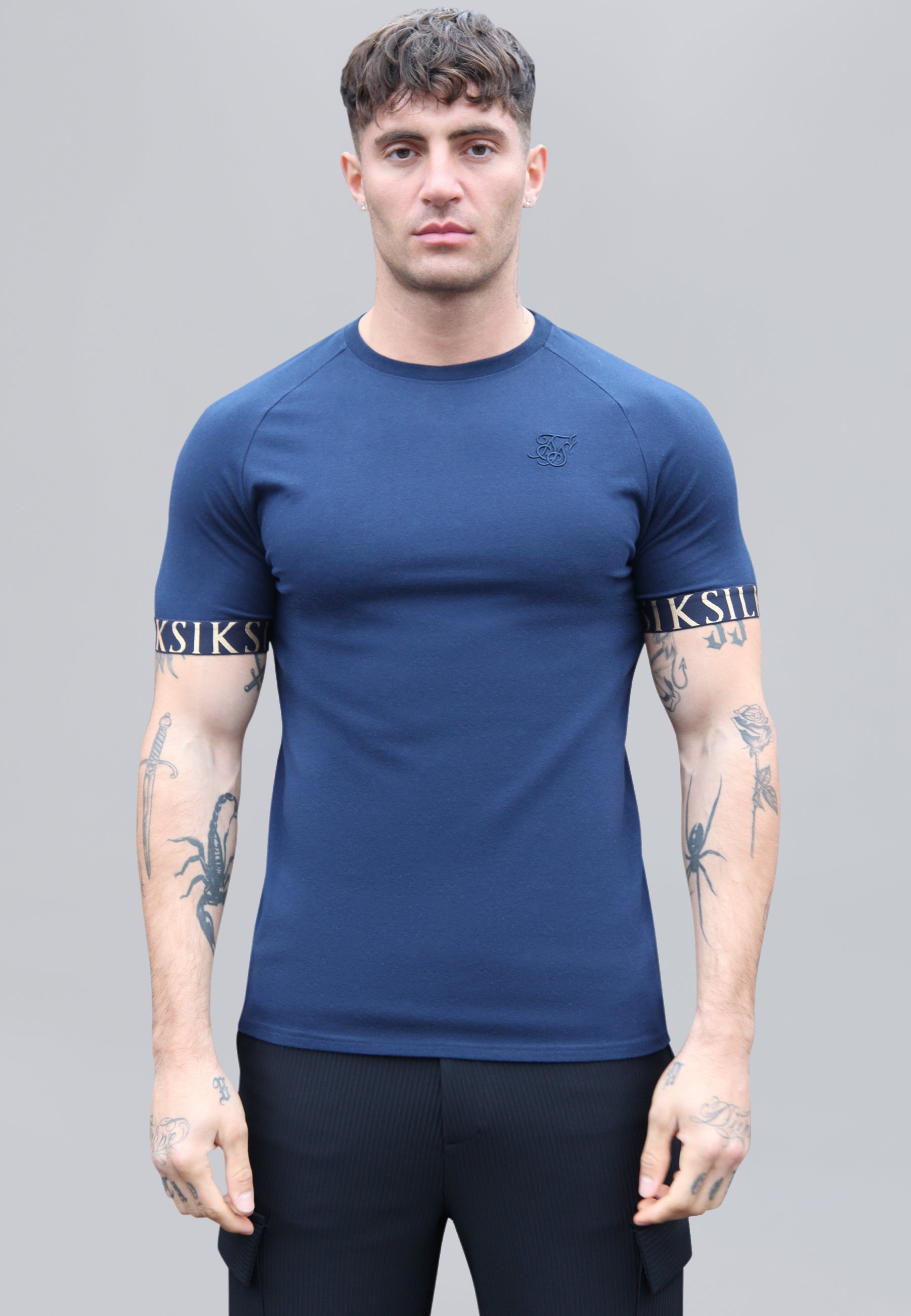 Tech T-Shirt en bleu marine T-shirts SikSilk
