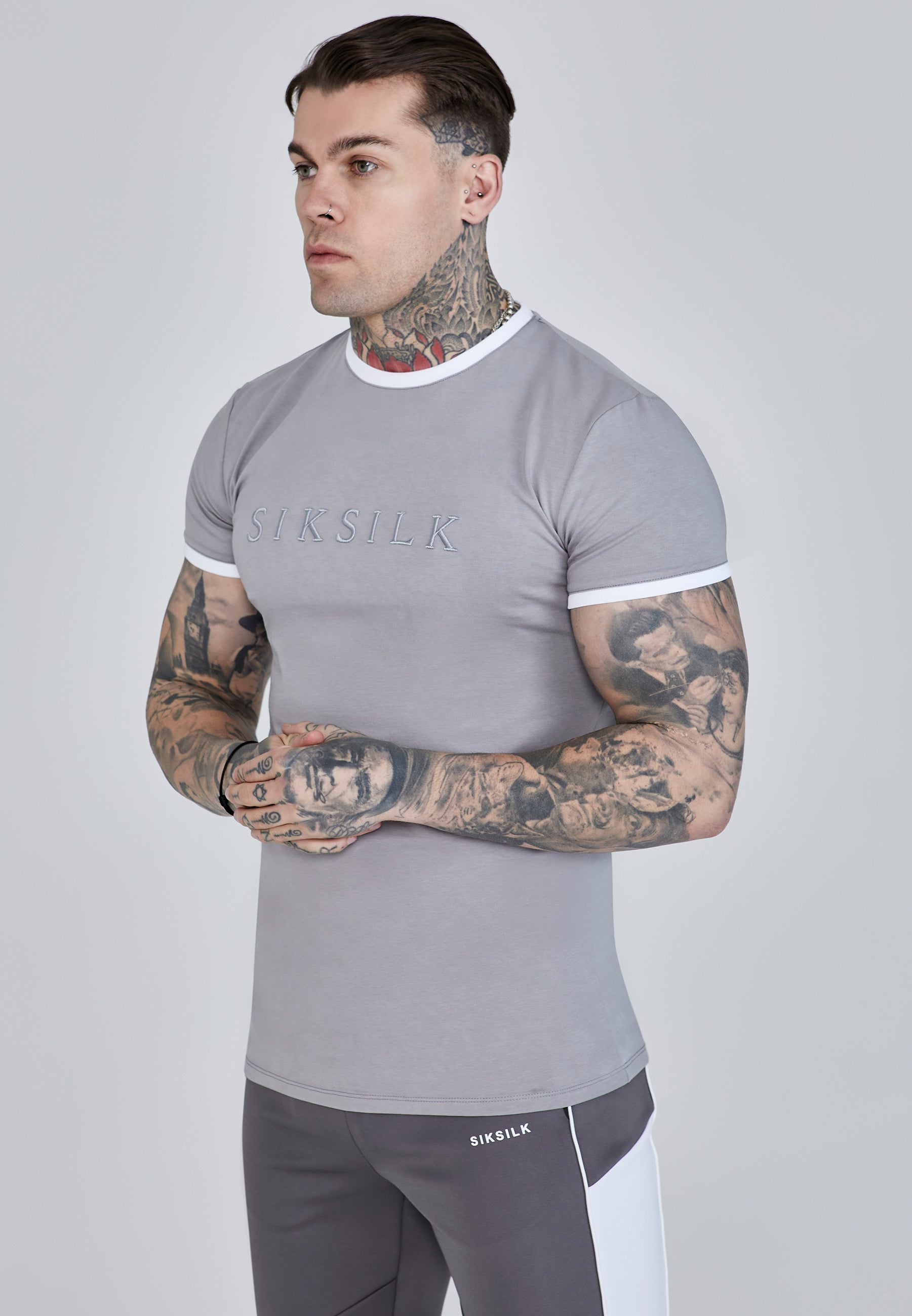 T-shirt Ringer en Grey T-shirts SikSilk