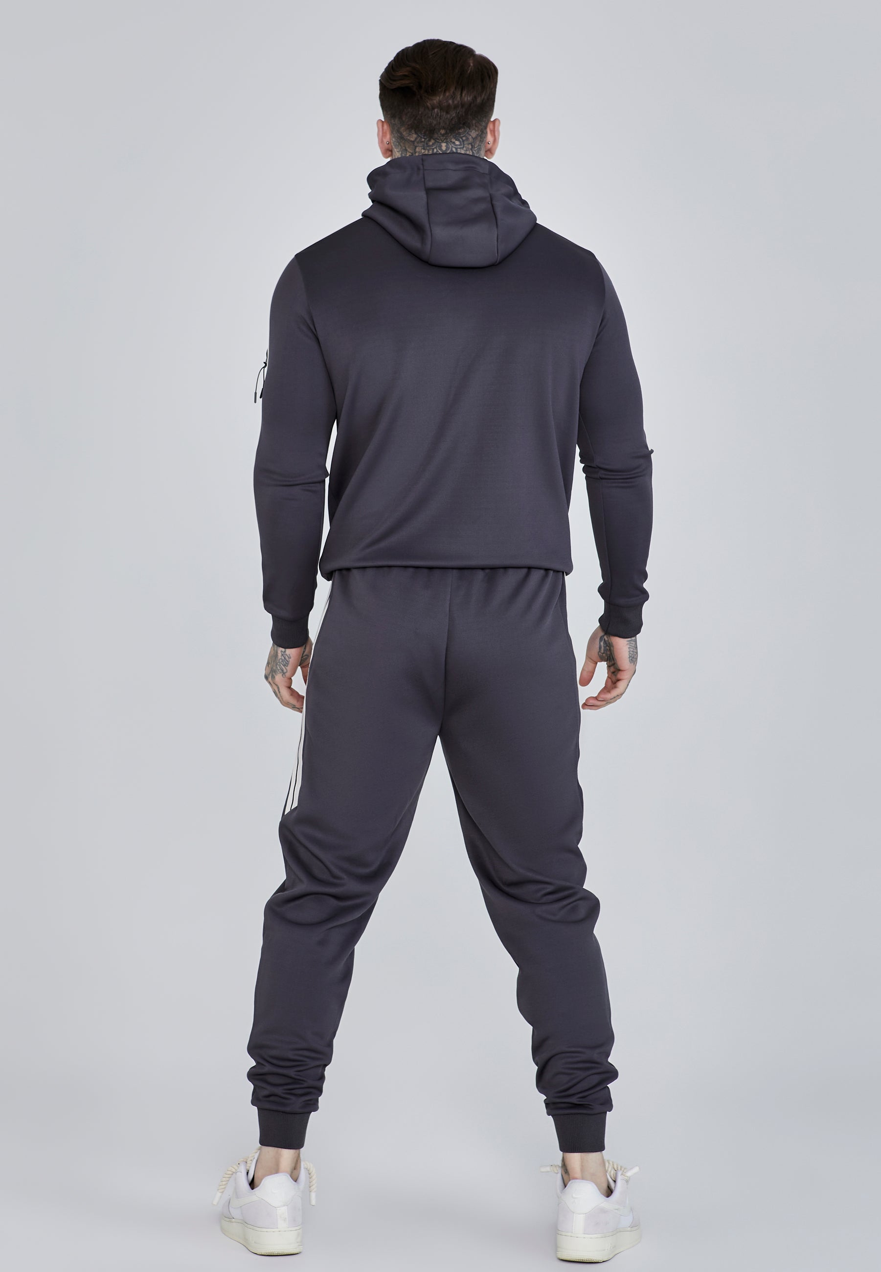 Relaxed Fit Joggers in Grey Pantalons SikSilk