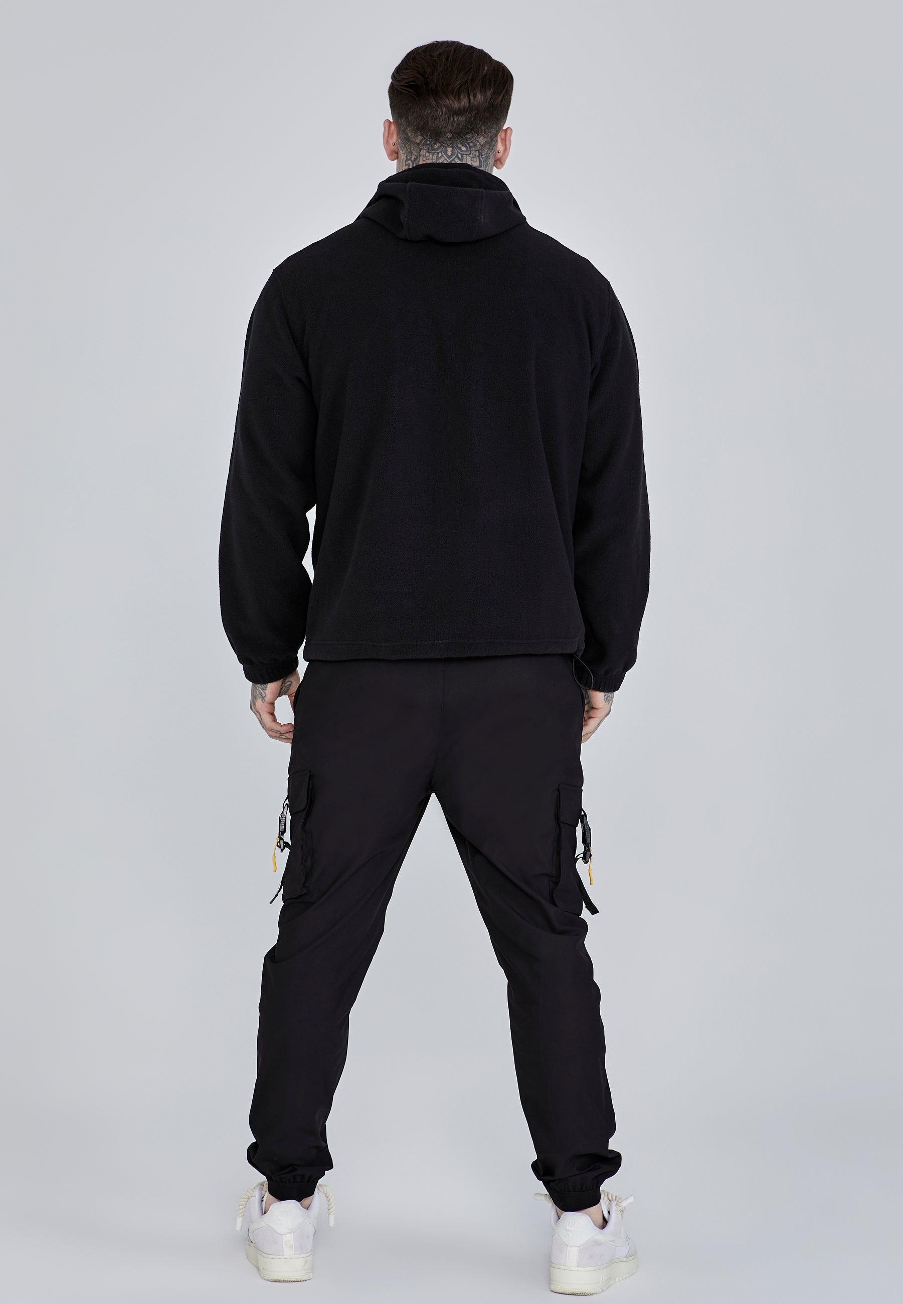 Cargo Pants in Black Pantalons SikSilk