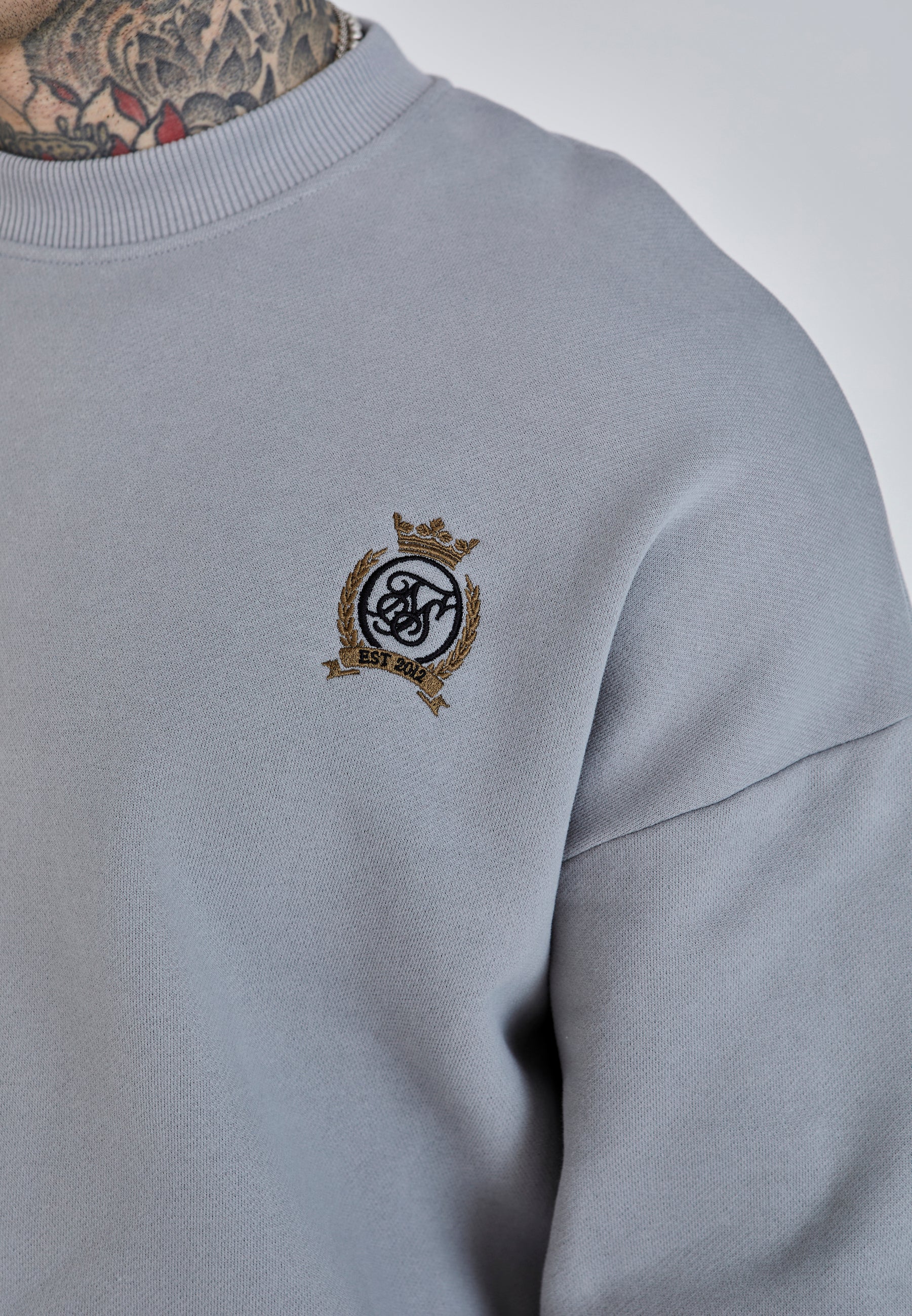 Sweat surdimensionné en gris Sweatshirts SikSilk