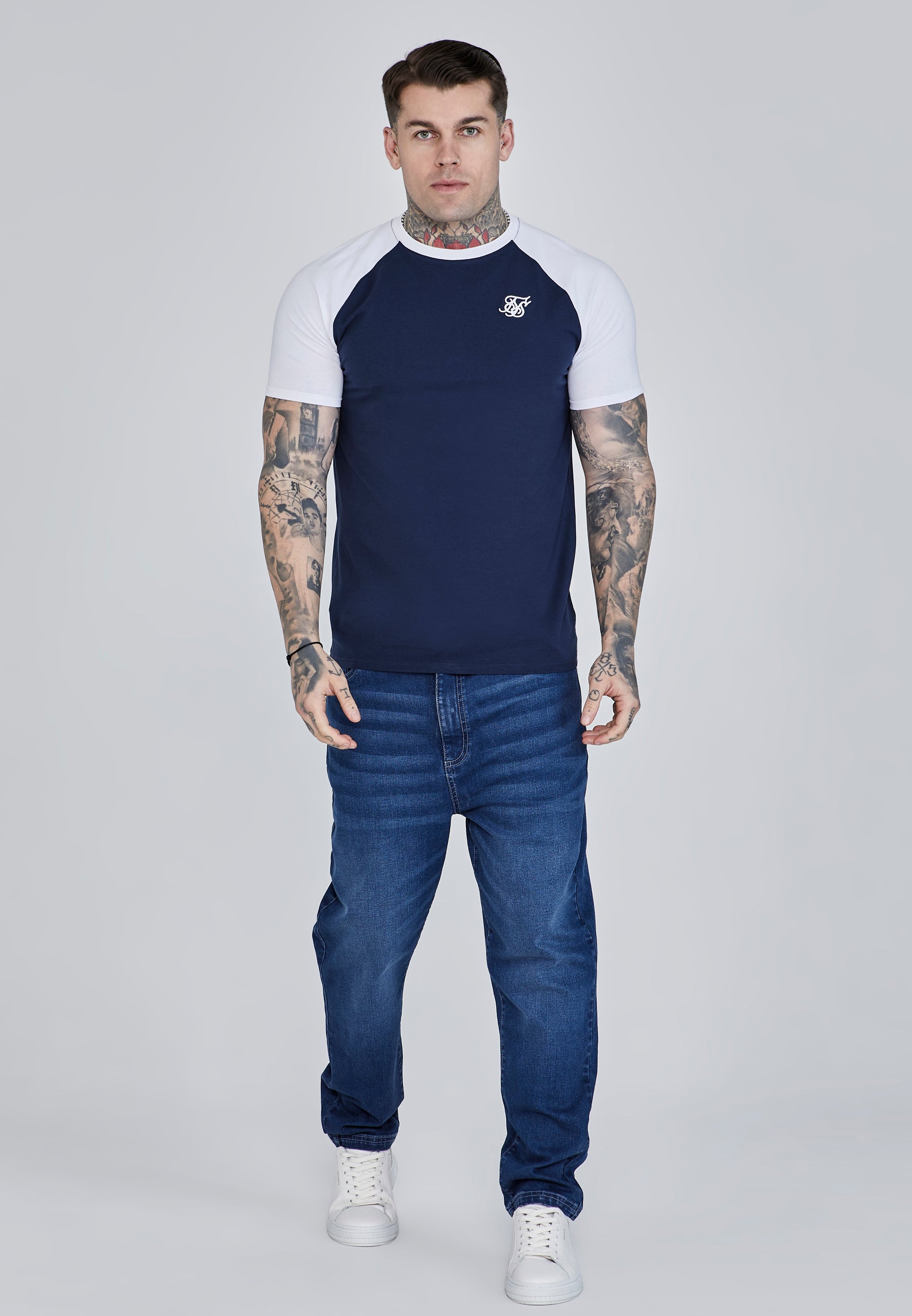 T-shirt raglan bleu marine, blanc T-shirts SikSilk
