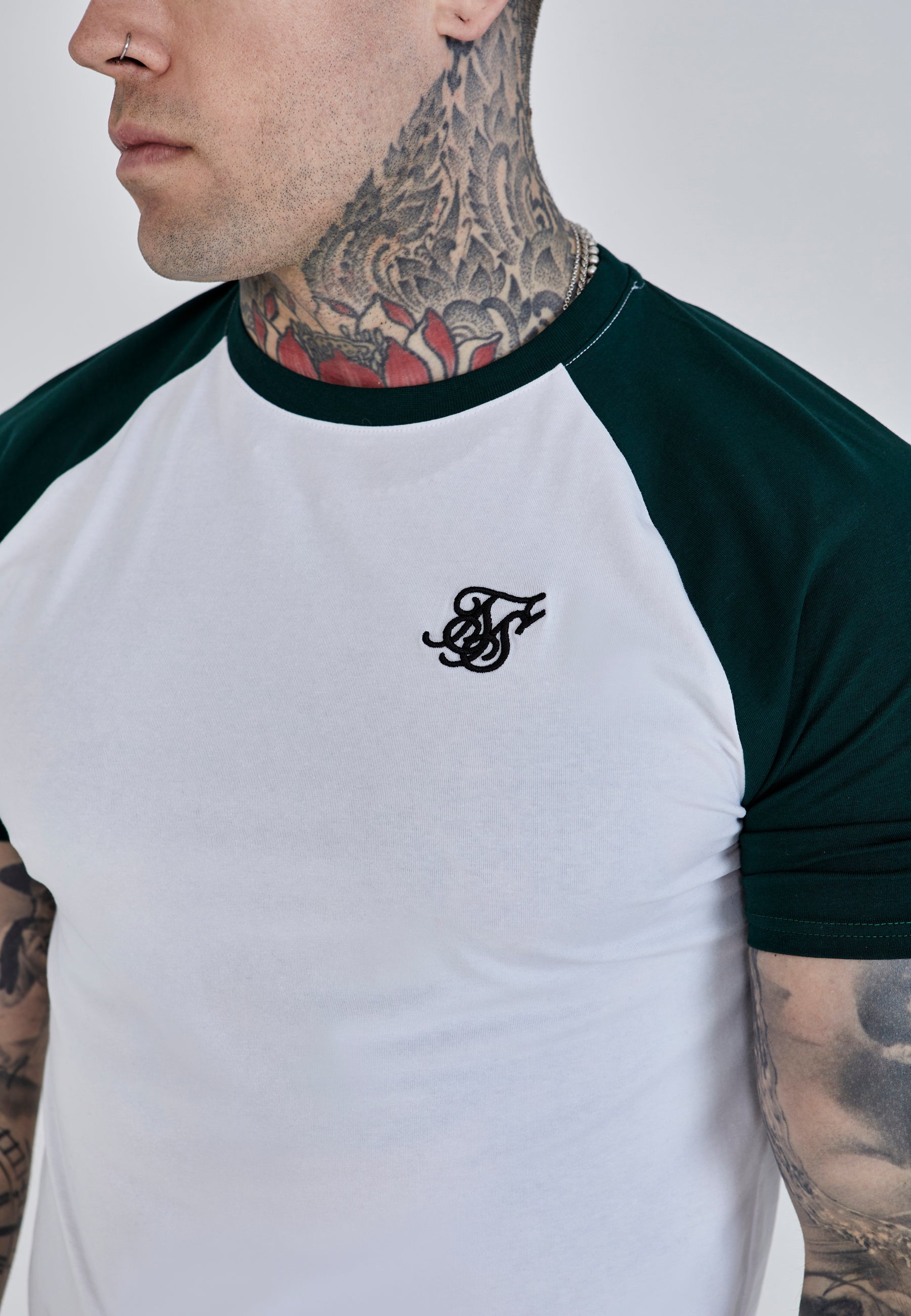 T-shirt raglan en blanc, vert T-shirts SikSilk
