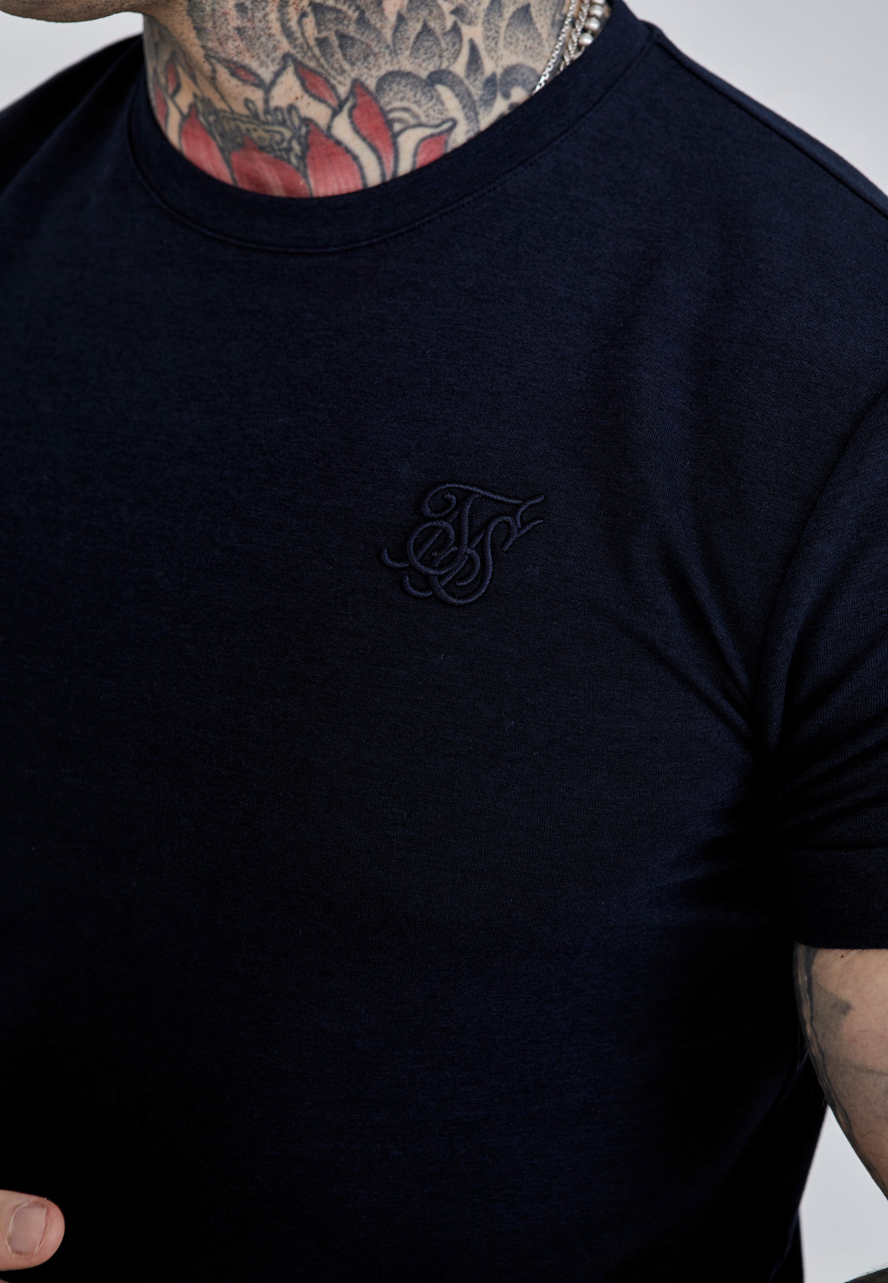 T-shirt Roll Sleeve en bleu marine T-shirts SikSilk