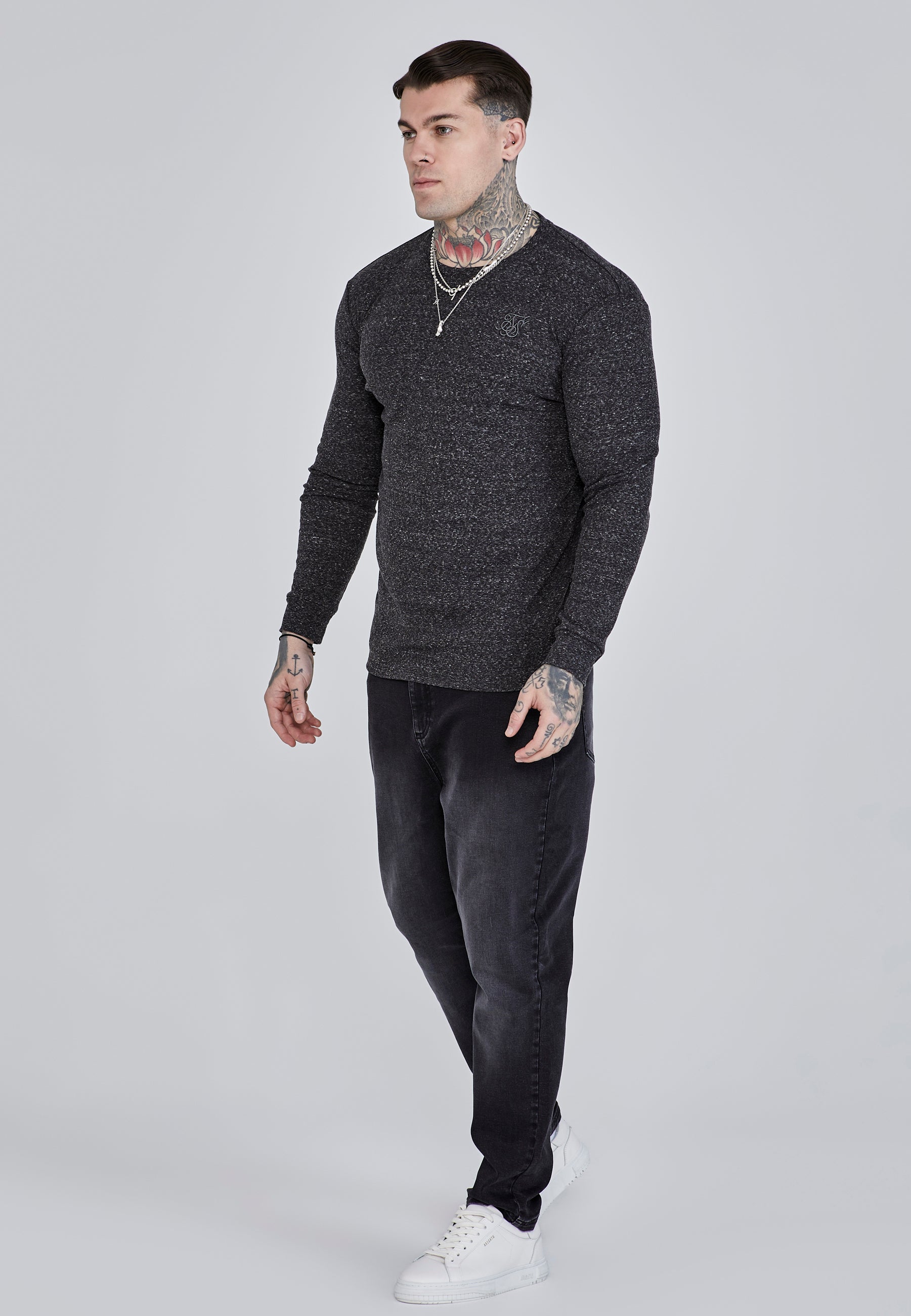 T-shirt à manches longues in Black T-shirts SikSilk