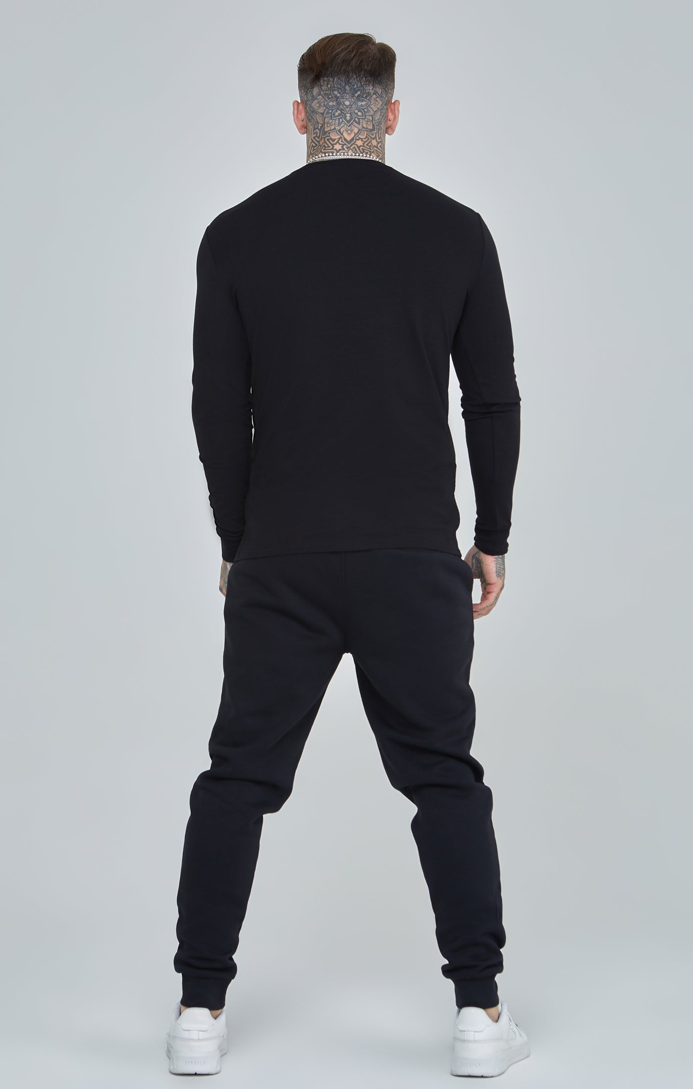 Essentials Long Sleeve T-Shirt in Black T-shirts SikSilk