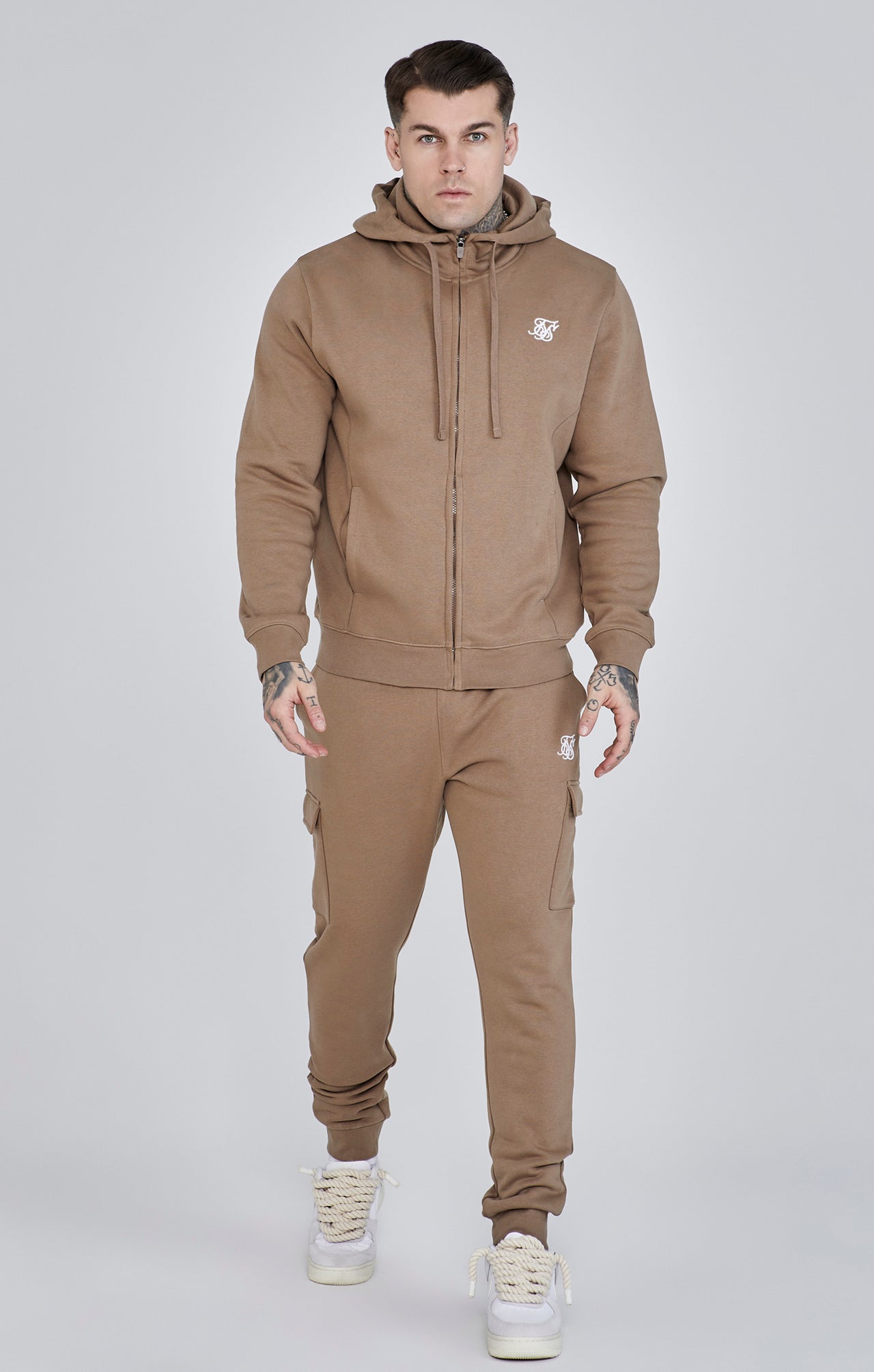 Essentials Cargo Joggers in Brown Pantalon SikSilk