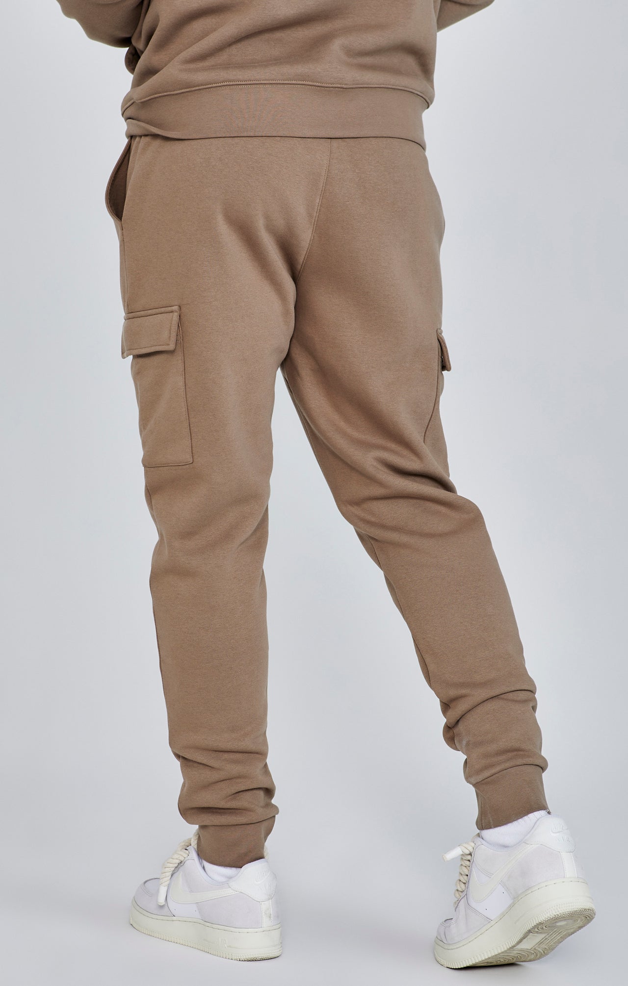 Essentials Cargo Joggers in Brown Pantalon SikSilk