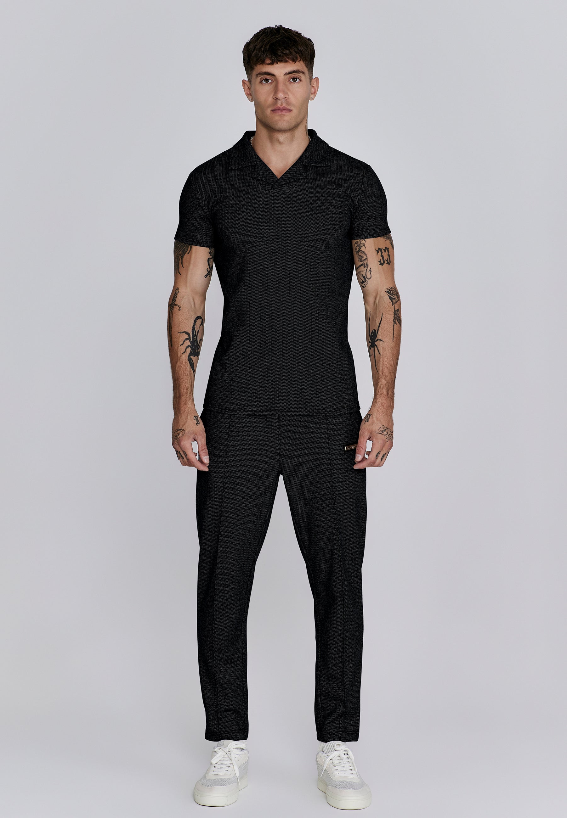 T-shirt Smart en Black T-shirts SikSilk