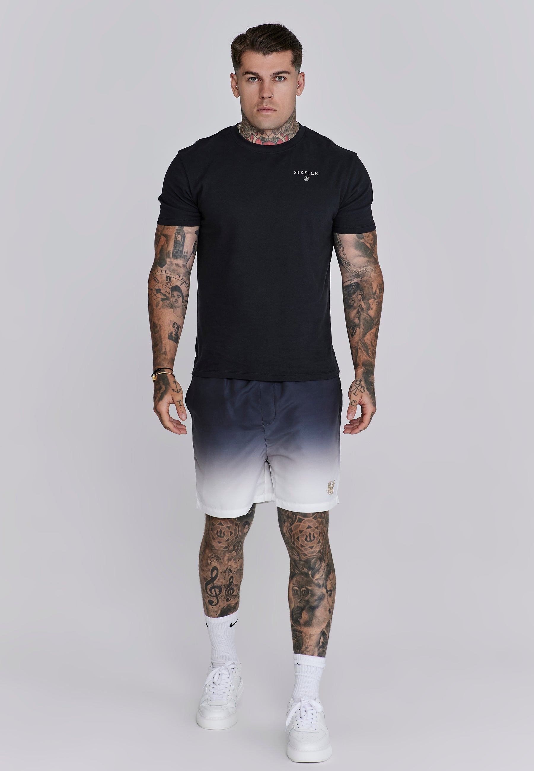 Fade Swim Shorts in Navy, White Maillots de bain SikSilk