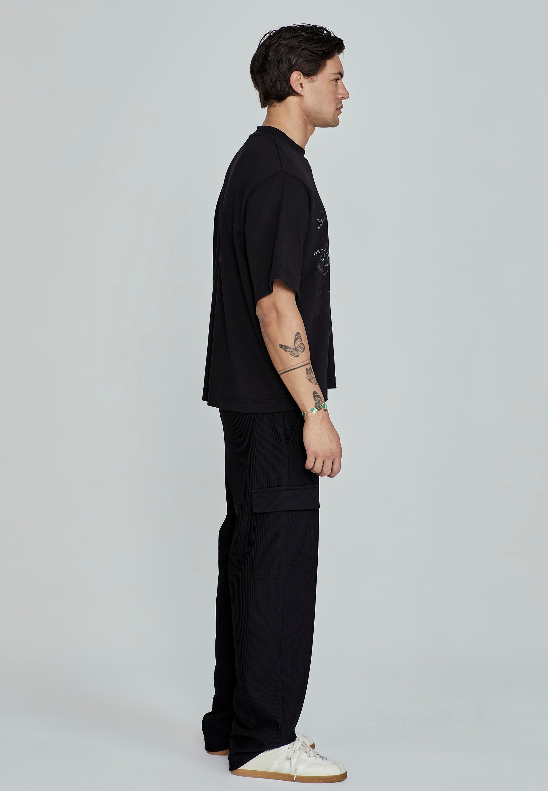 Medusa T-Shirt in Black T-shirts SikSilk