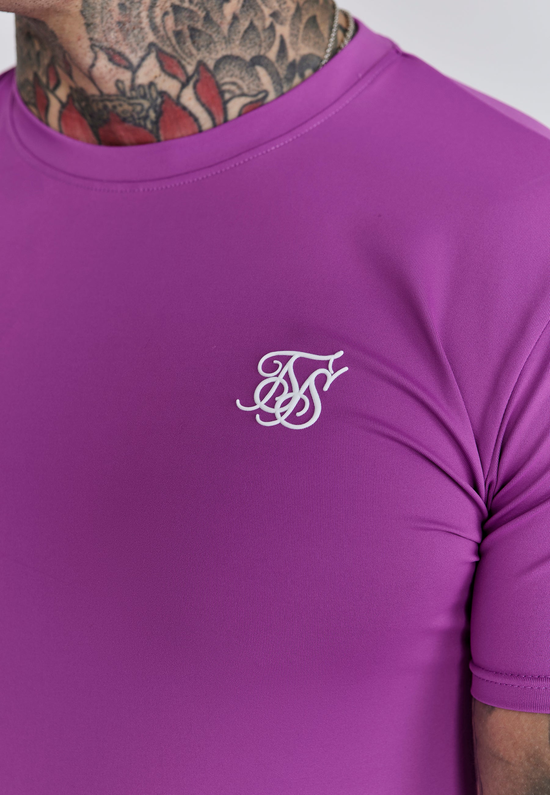 T-shirt Muscle Fit rose T-shirts SikSilk