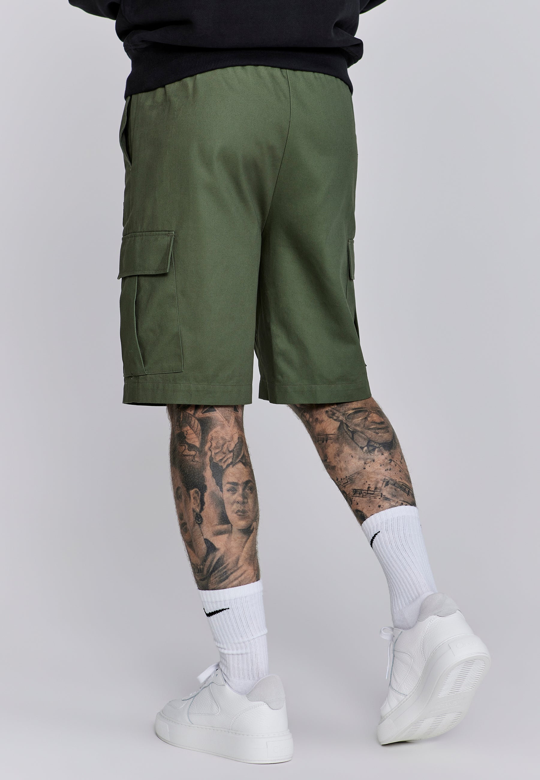 Short Cargo dans Green Short SikSilk