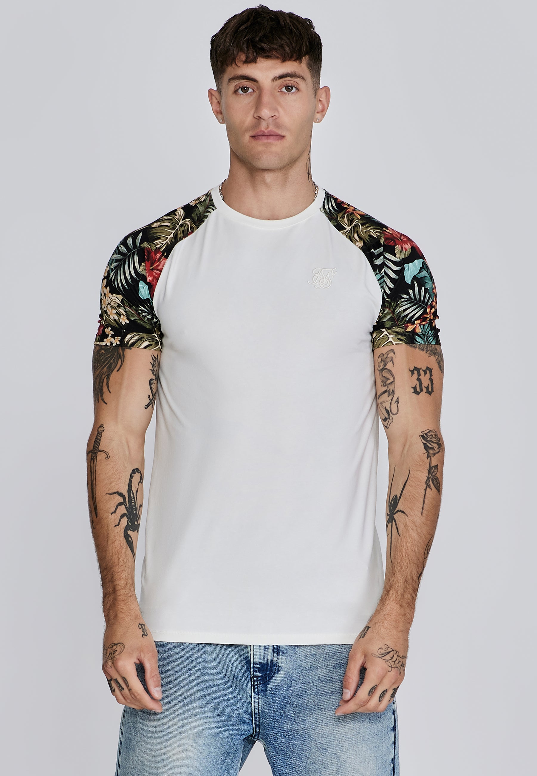 T-shirt raglan en écru T-shirts SikSilk