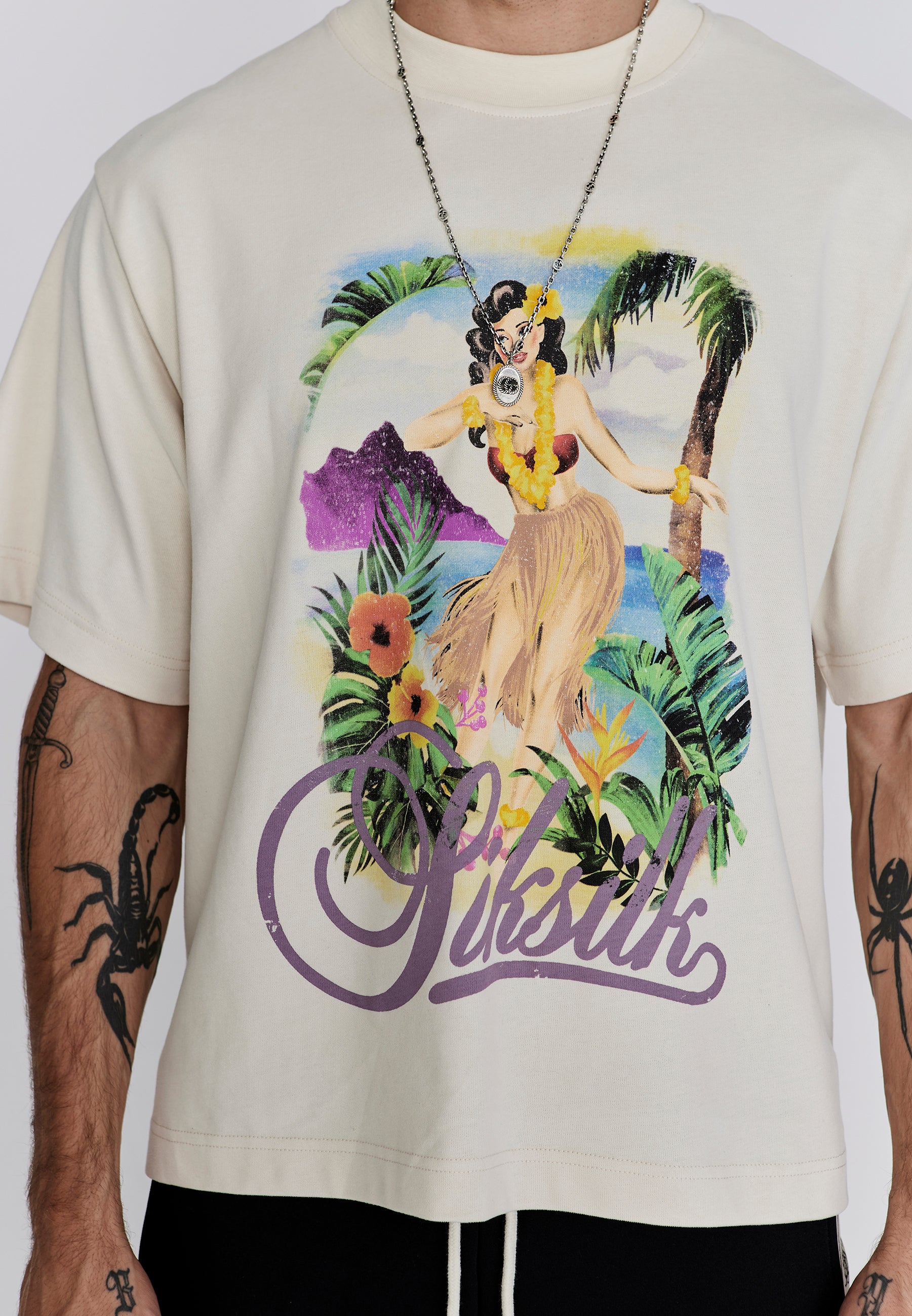 T-shirt graphique écru T-shirts SikSilk