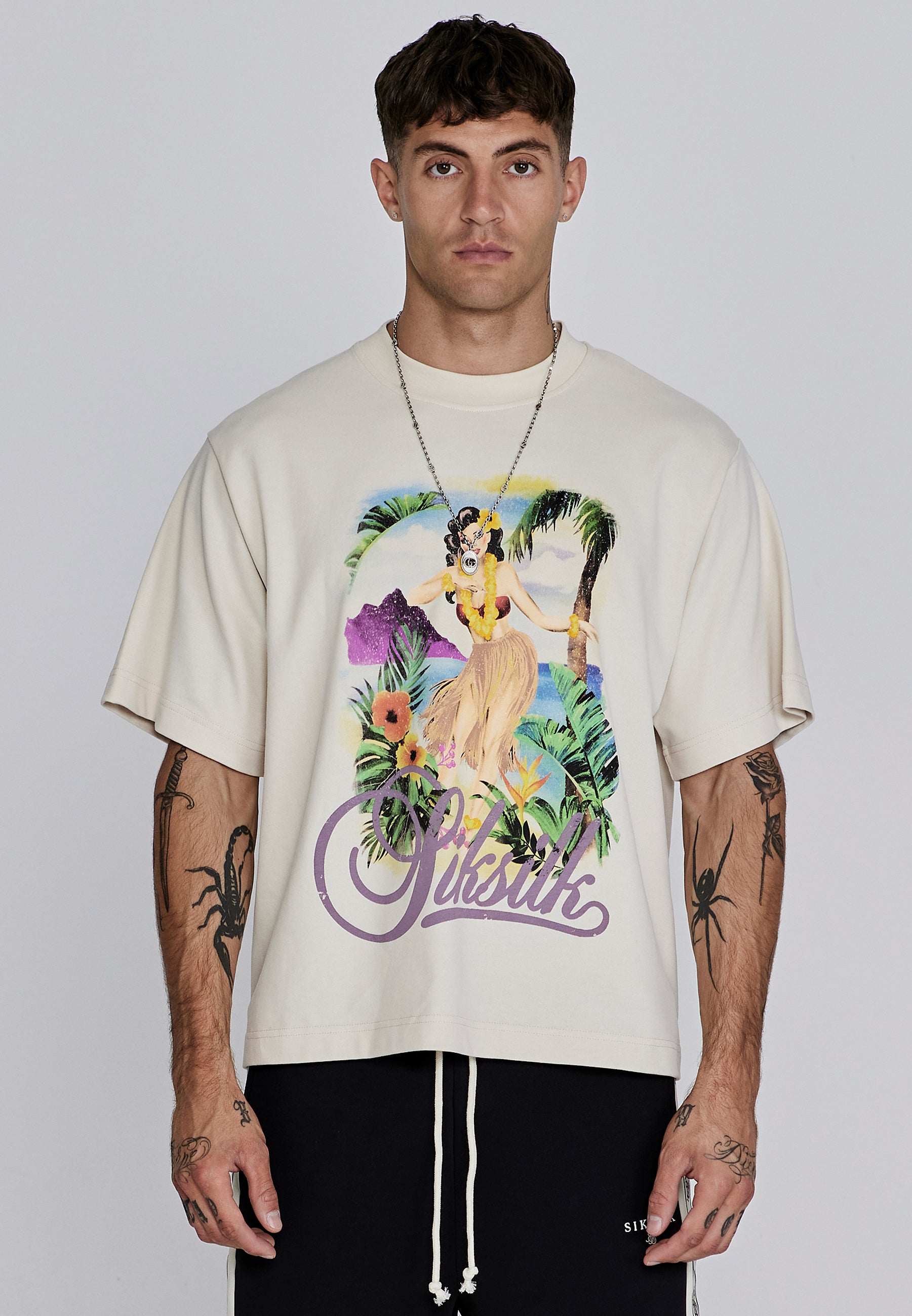 T-shirt graphique écru T-shirts SikSilk