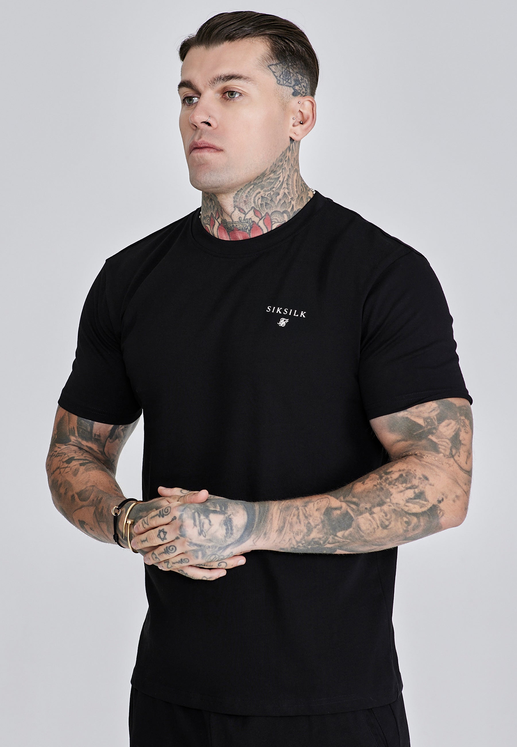 Ensemble t-shirt et short en noir Sets SikSilk