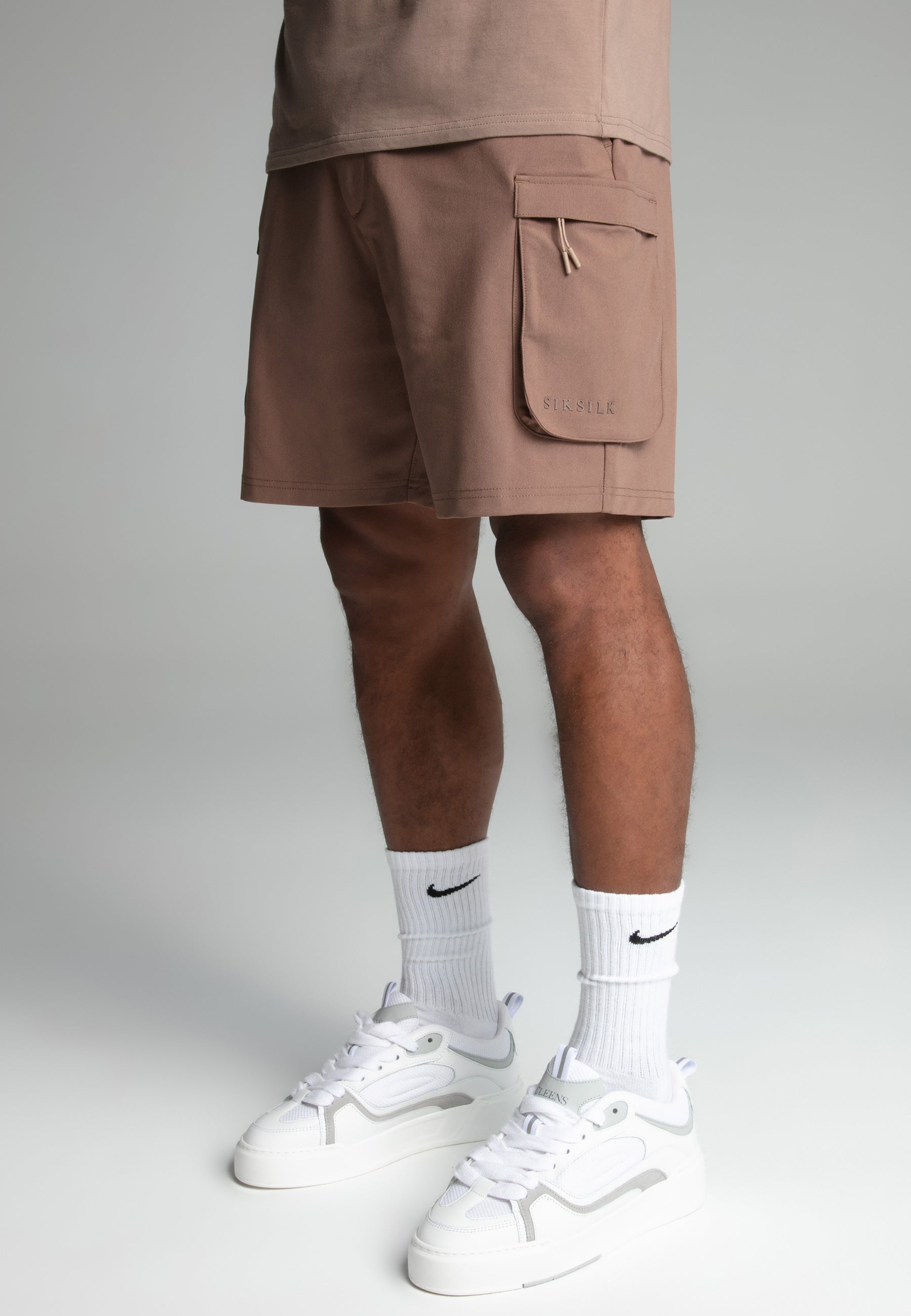 Short Smart Cargo dans Short Brown SikSilk