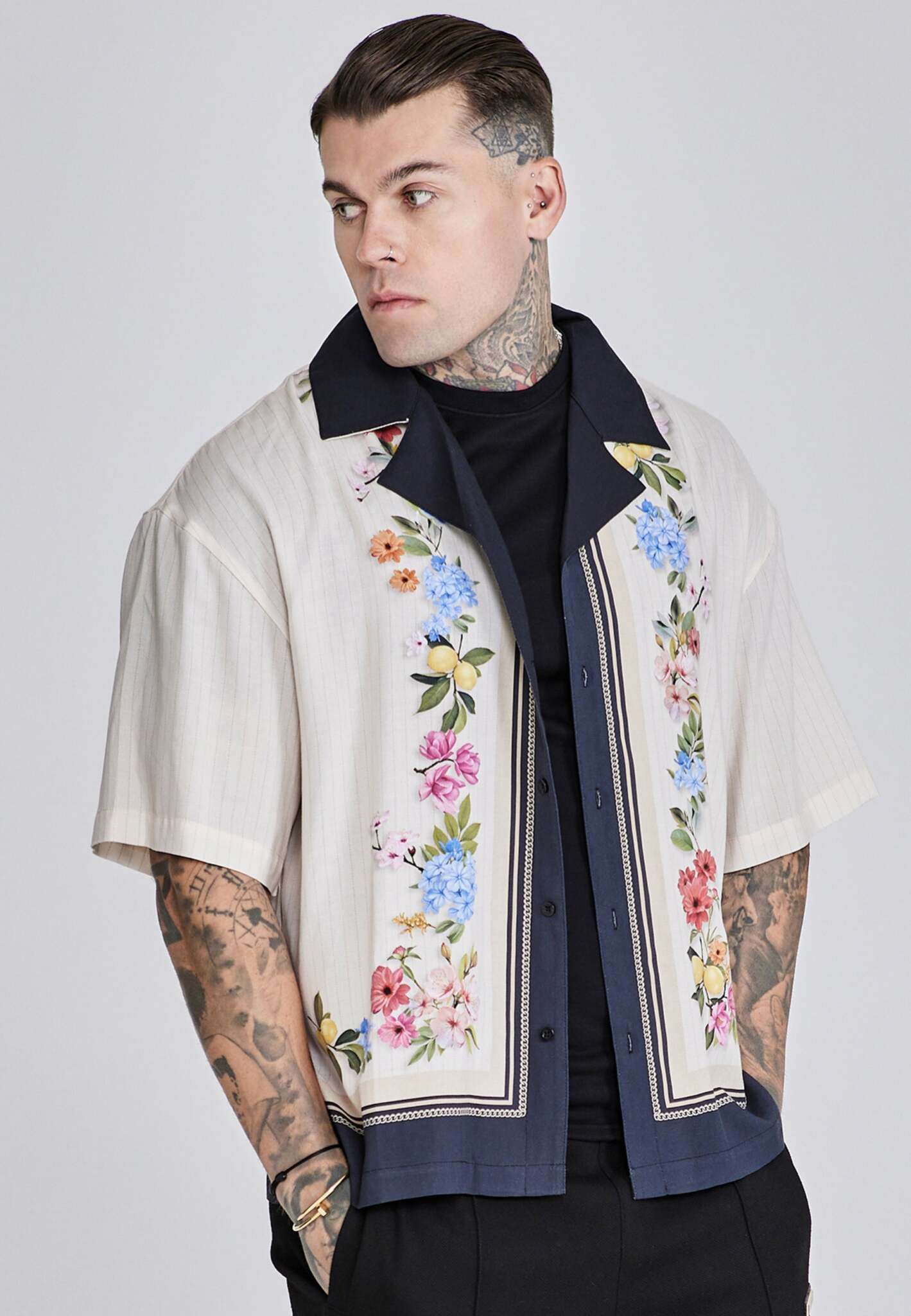 Resort Shirt in Ecru Chemises SikSilk