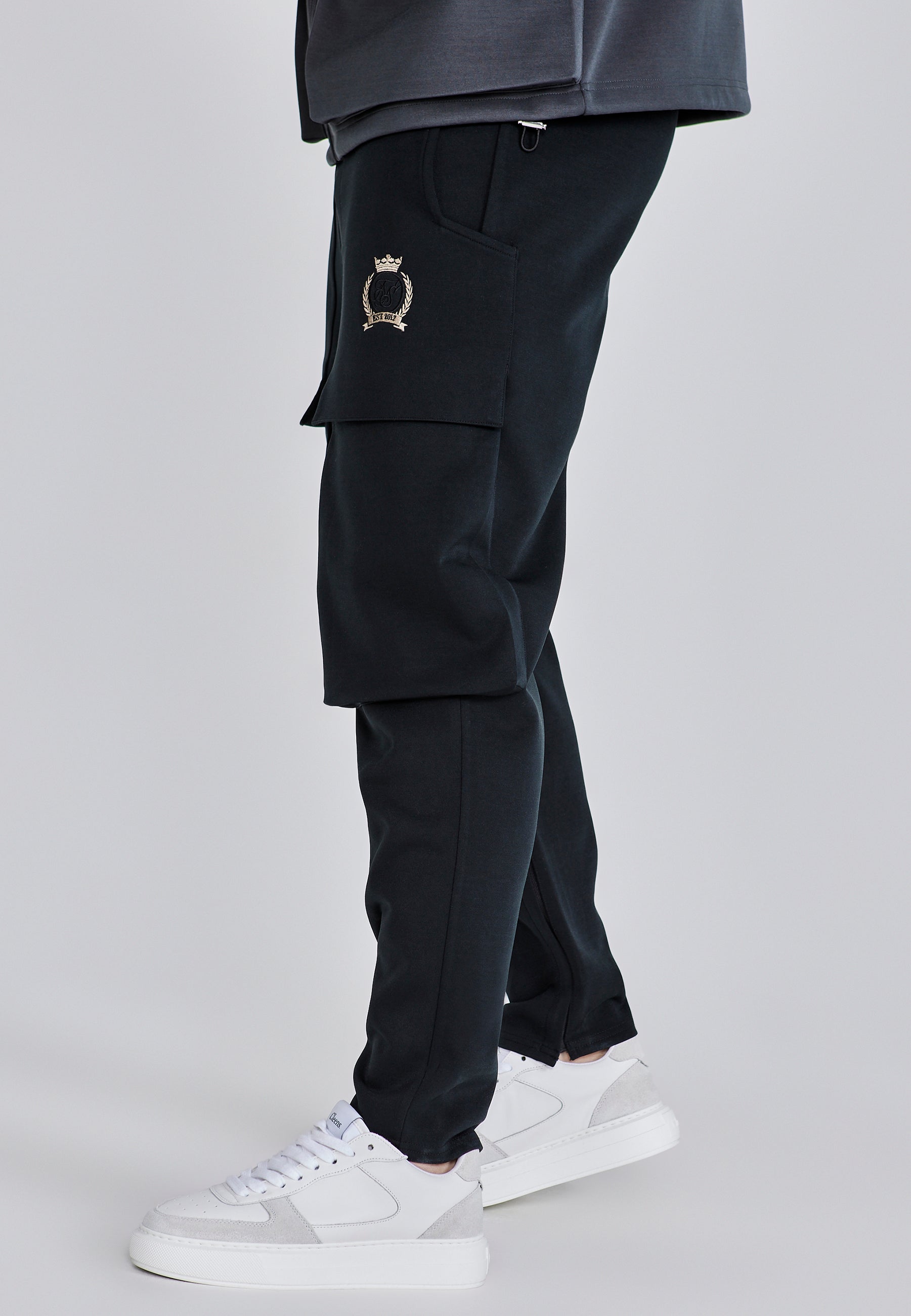 Utility Pants in Black Pantalons SikSilk