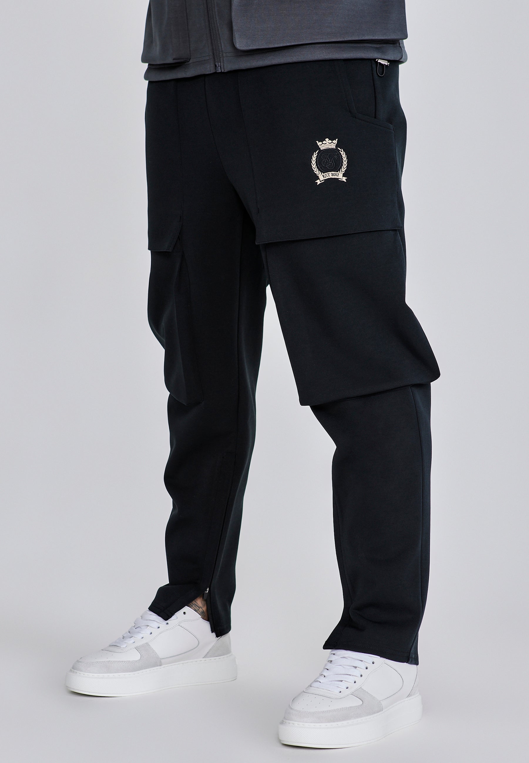 Utility Pants in Black Pantalons SikSilk