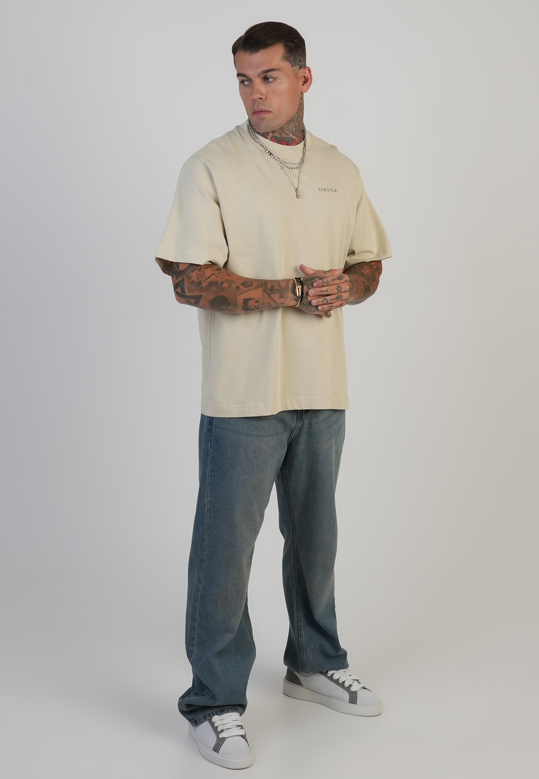 T-shirt graphique écru T-shirts SikSilk