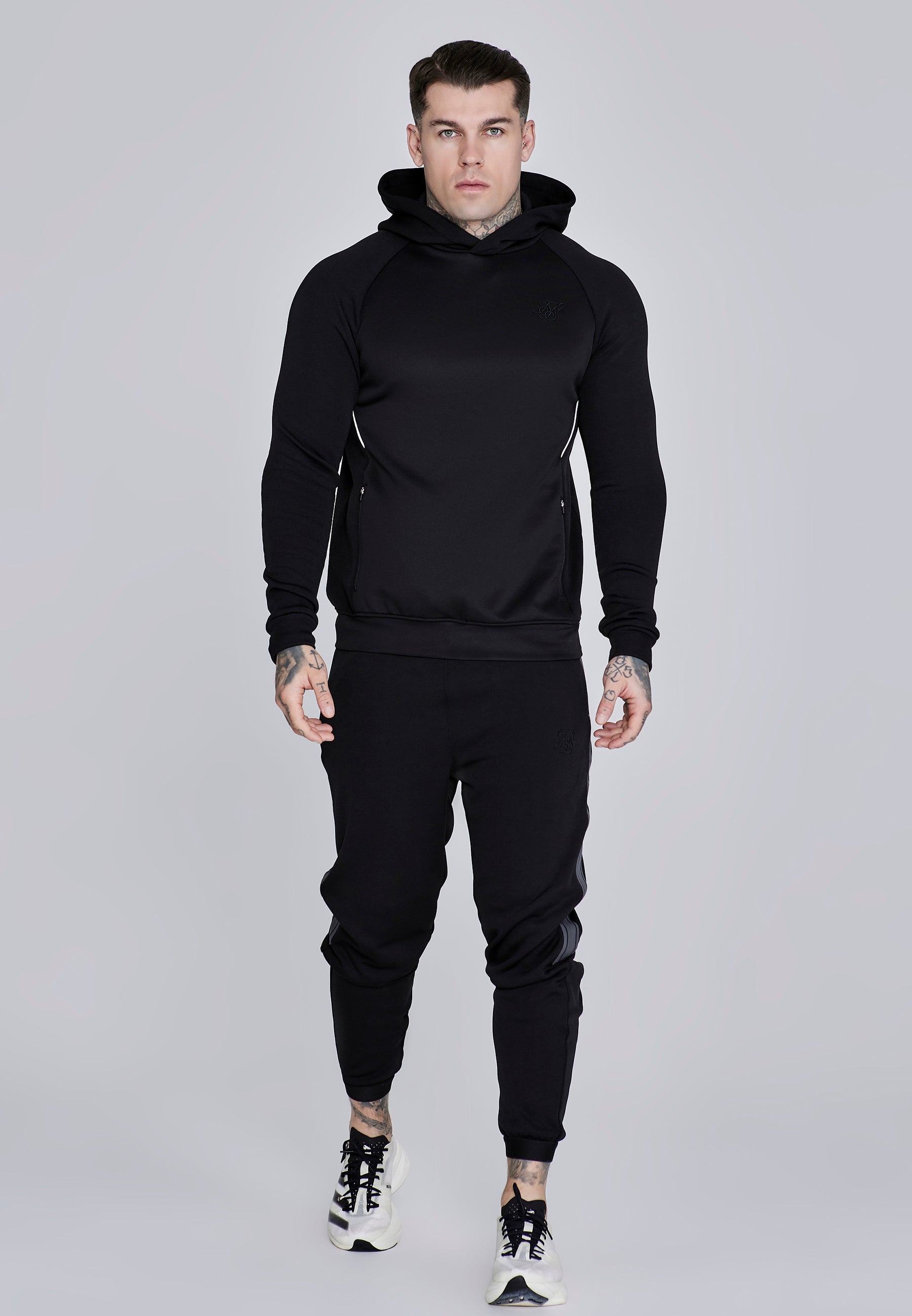 Muscle Fit Hoodie in Black Sweat à capuche SikSilk
