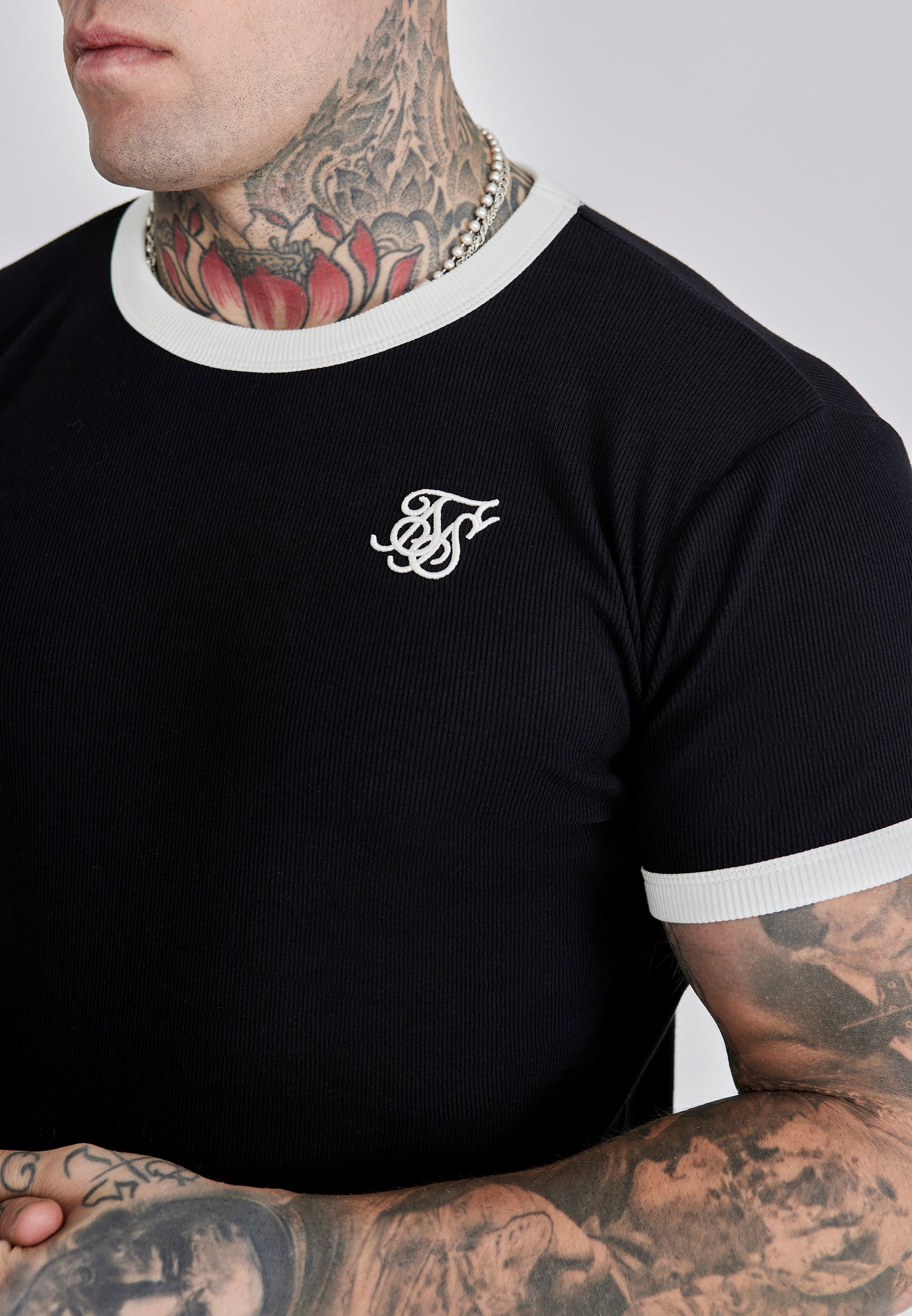 T-shirt Ribbed Ringer in Black T-shirts SikSilk