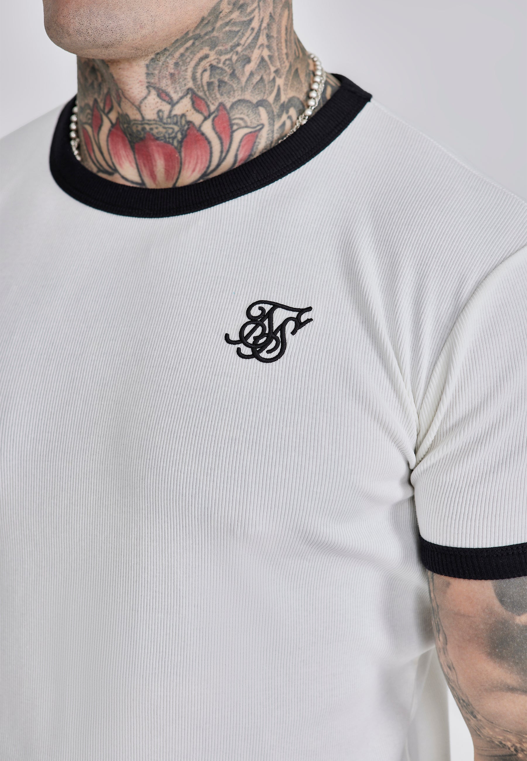 T-shirt Ribbed Ringer en écru T-shirts SikSilk
