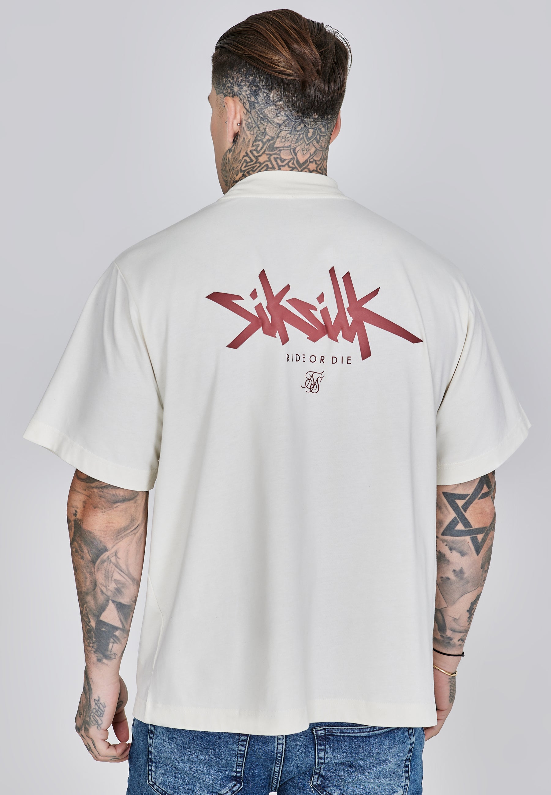T-shirt oversized en écru, rouge T-shirts SikSilk