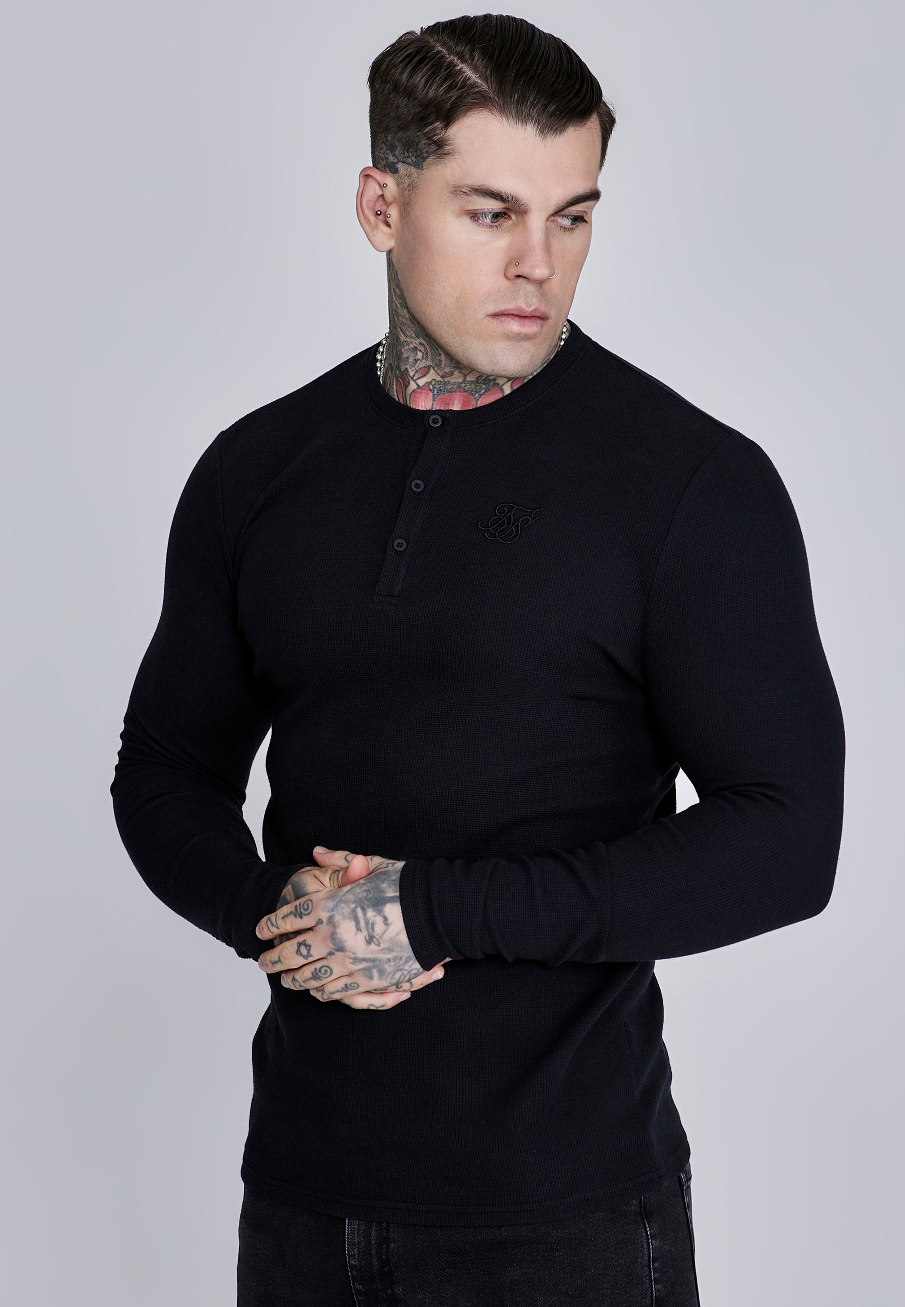 T-shirt Henley in Black T-shirts SikSilk