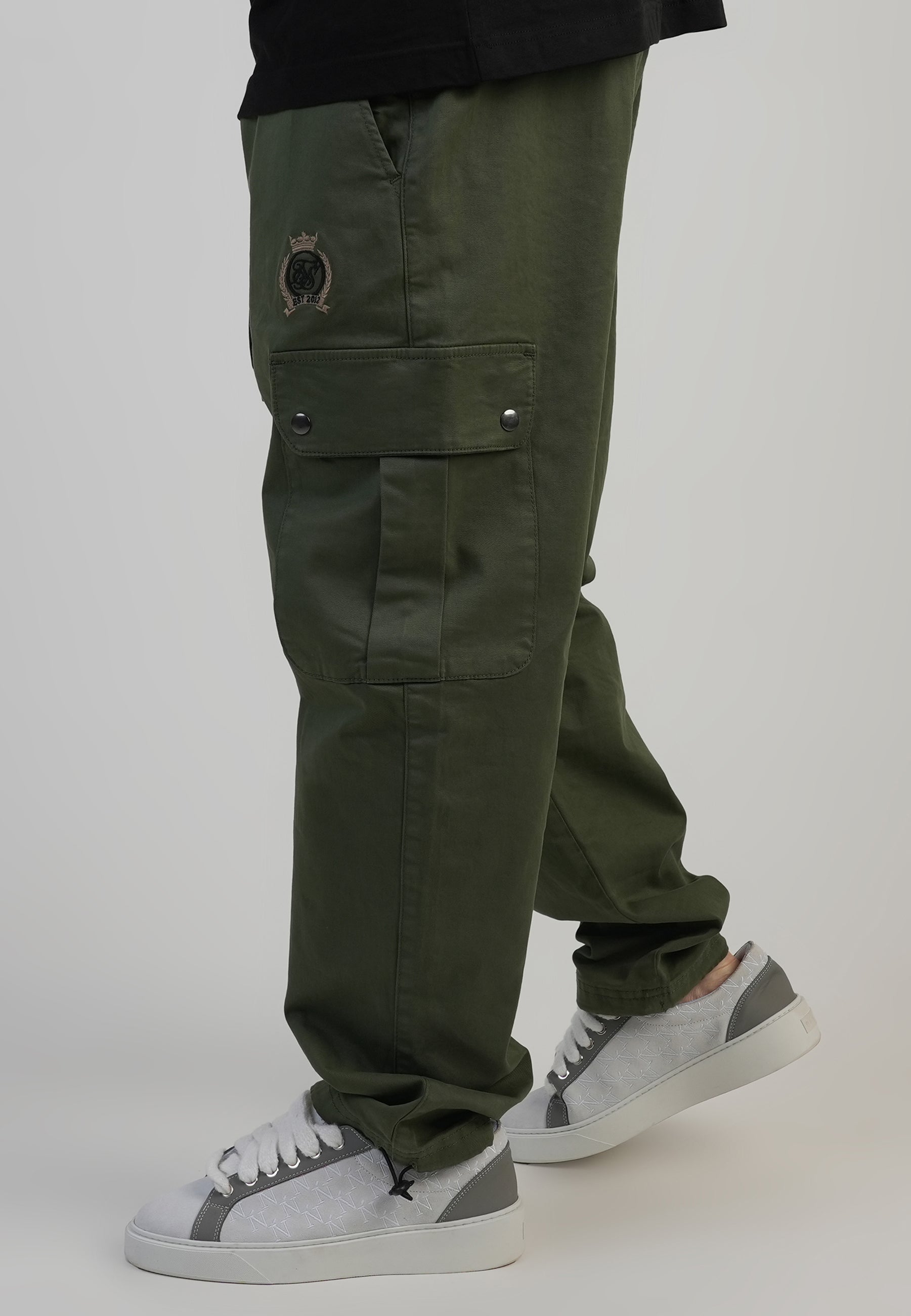 Loose Fit Cargos in Kaki Green Pantalon SikSilk