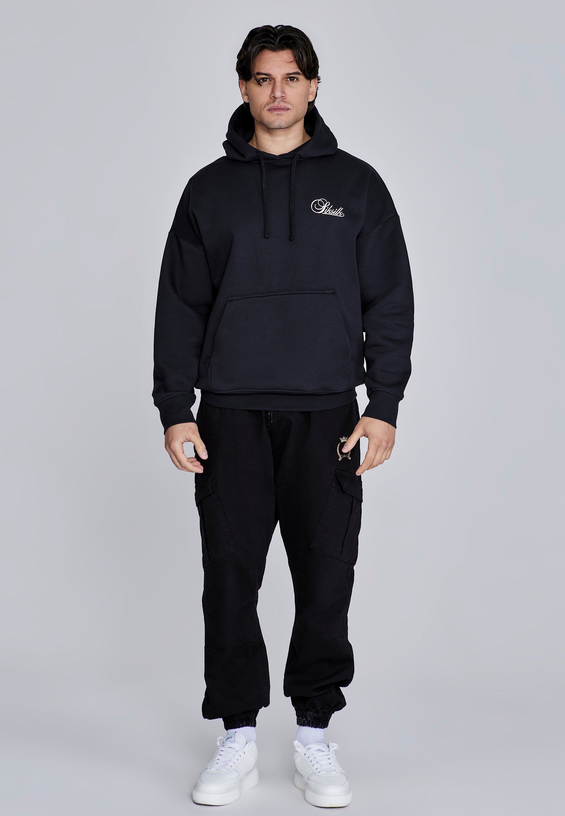 Slim Fit Cargos in Black Pantalons SikSilk